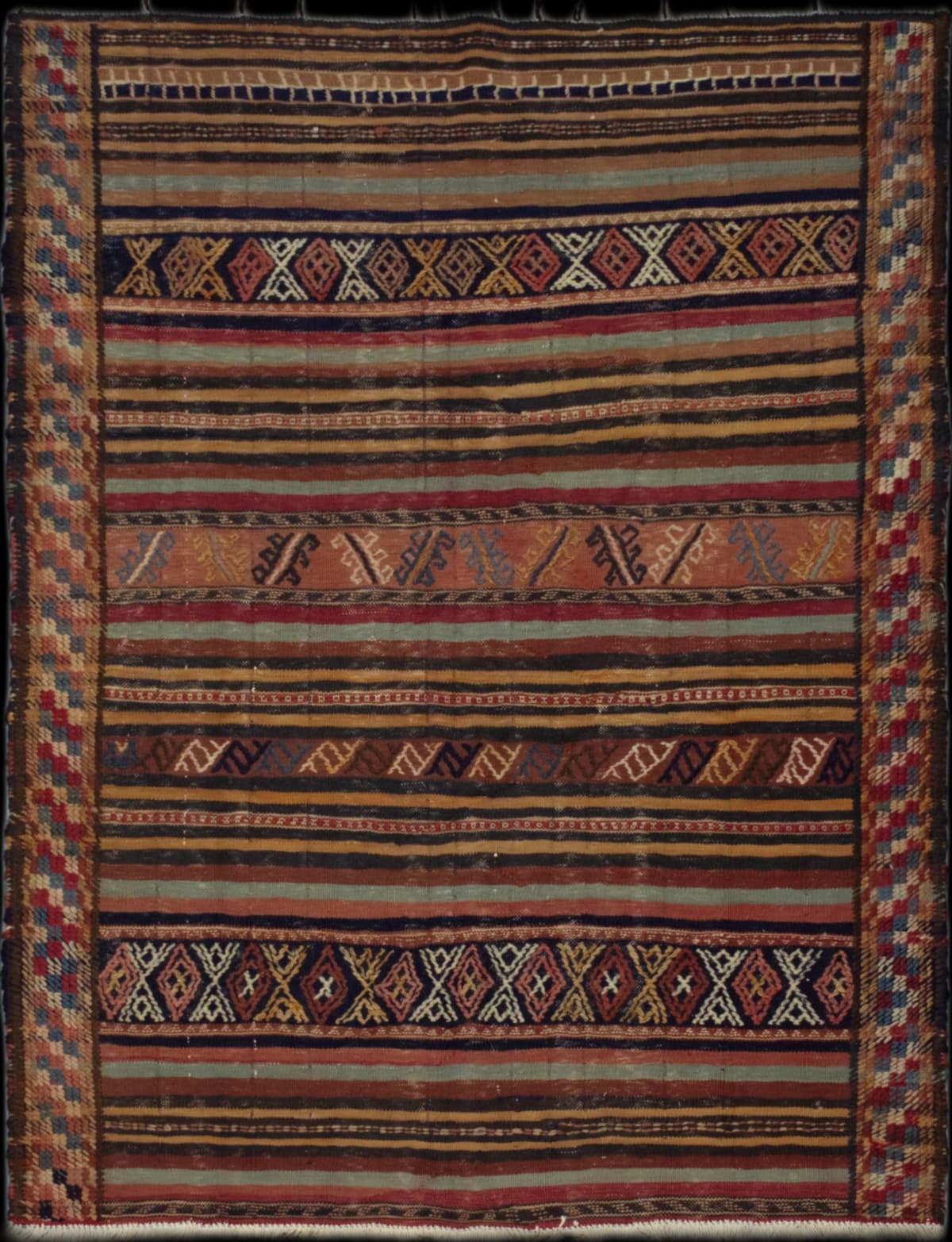 Persian rug of Sumak style in dimensions 163 centimeters length by 125 centimeters width with mainly brown colors