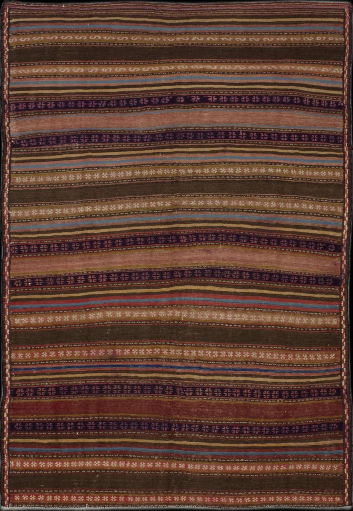 Persian rug in dimensions 212 centimeters length by 142 centimeters width with mainly brown colors