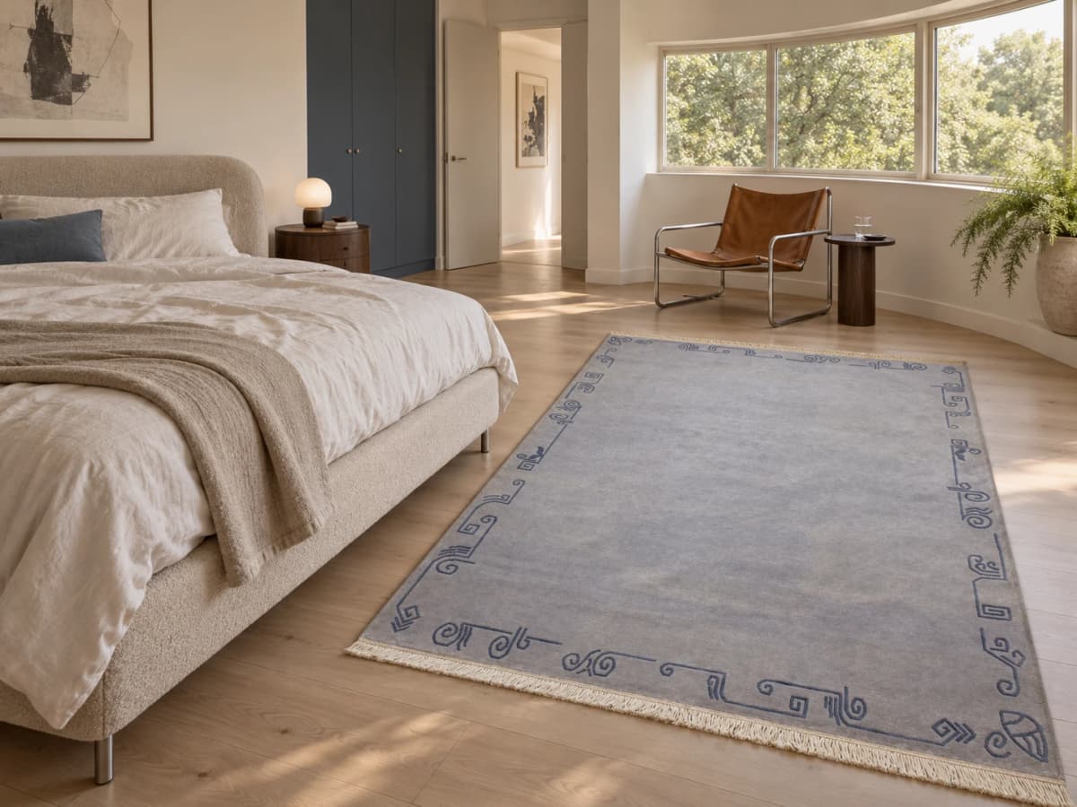Tapis népalais tibétain, oriental, 170x236 cm, principalement bleu — Dans une pièce