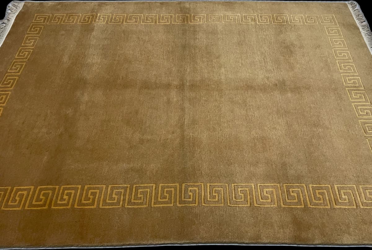 Tapis népalais tibétain, moderne, 173x240 cm, principalement jaune — Perspective