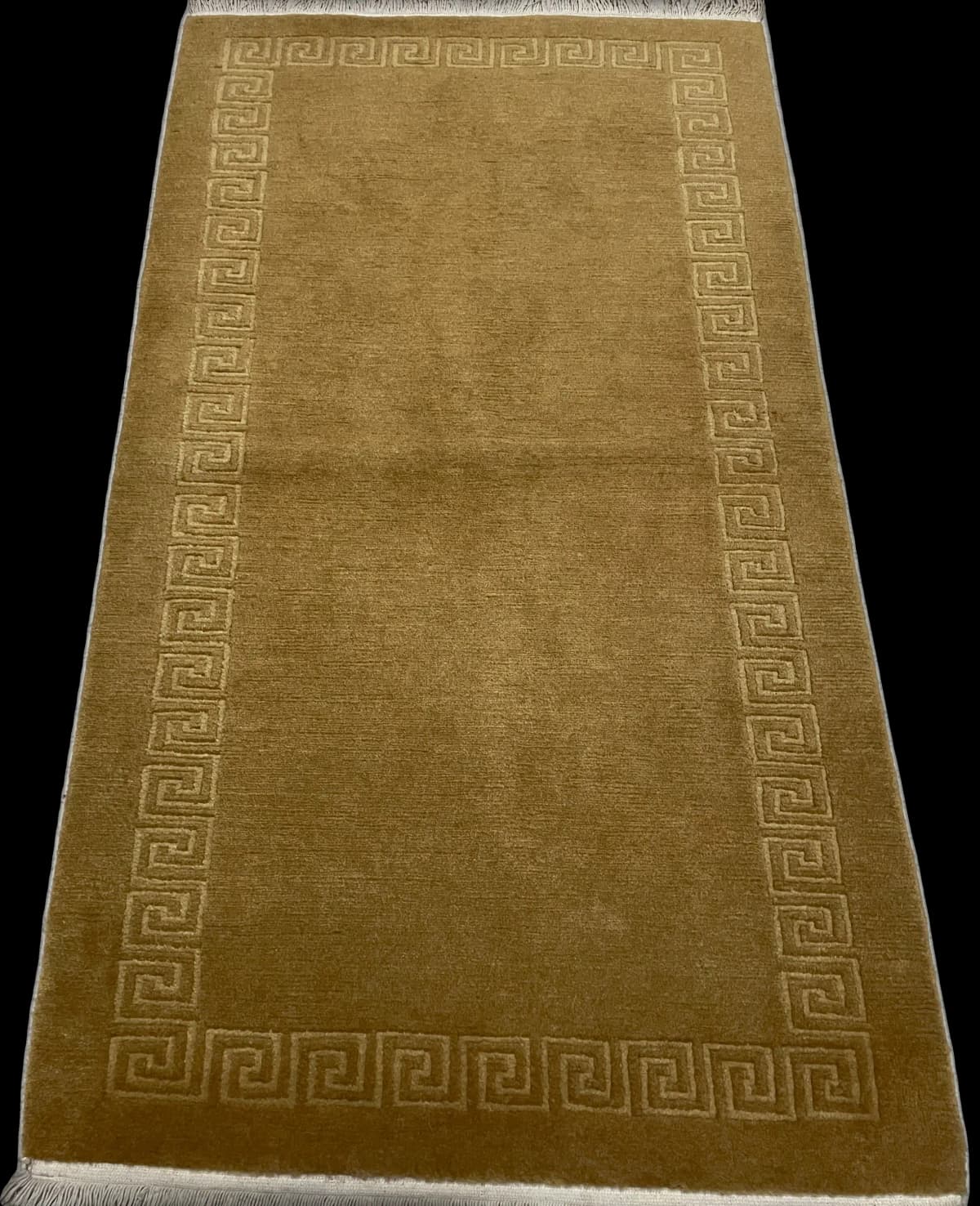 Nepal-Teppich Tibet, modern, 94x166 cm, überwiegend in Gelb — Perspektive