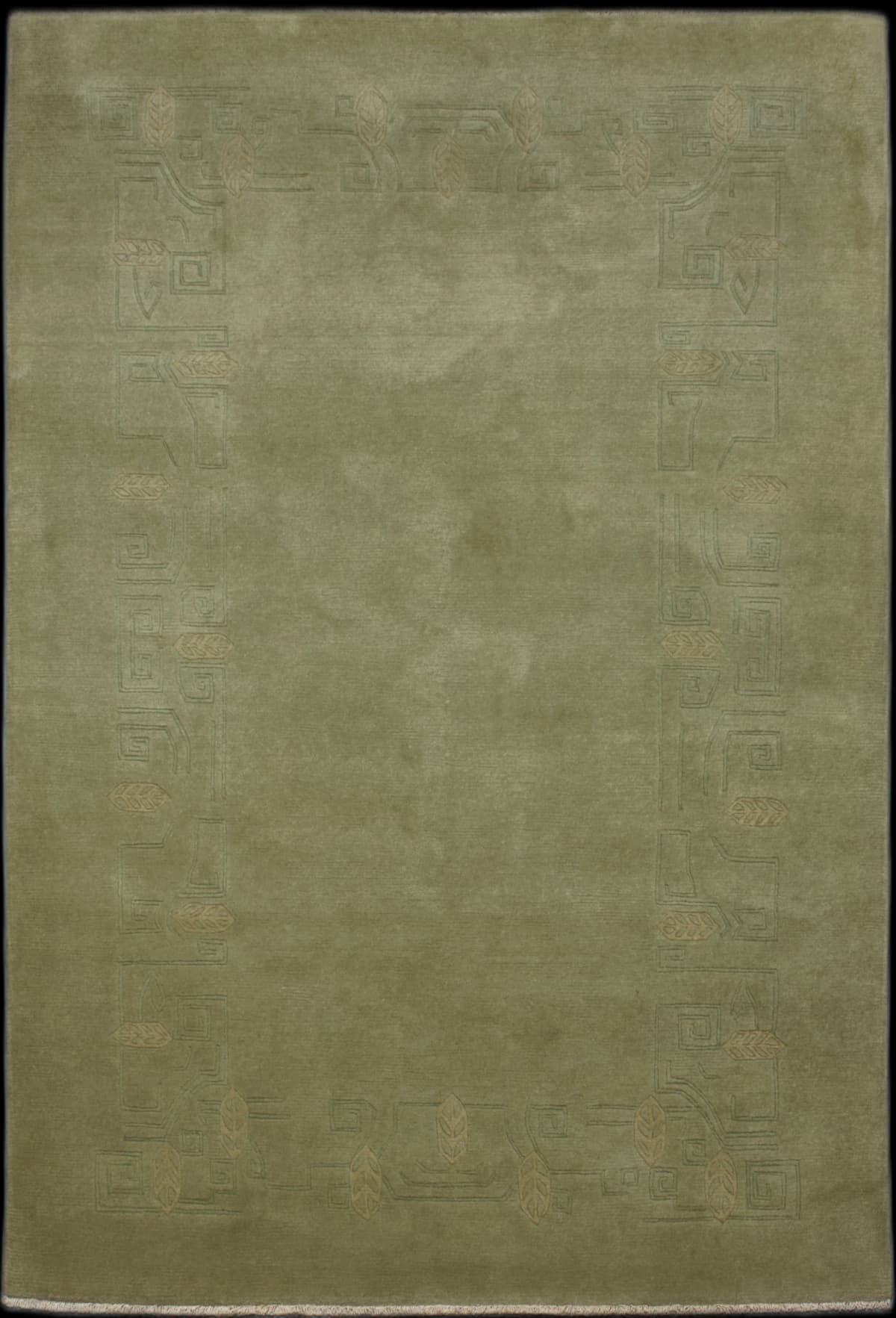 Nepali rug of Tibetan style in dimensions 250 centimeters length by 170 centimeters width with mainly green colors