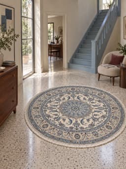 Persian Nain round rug, diameter 200 cm, mainly cream and blue — In a room