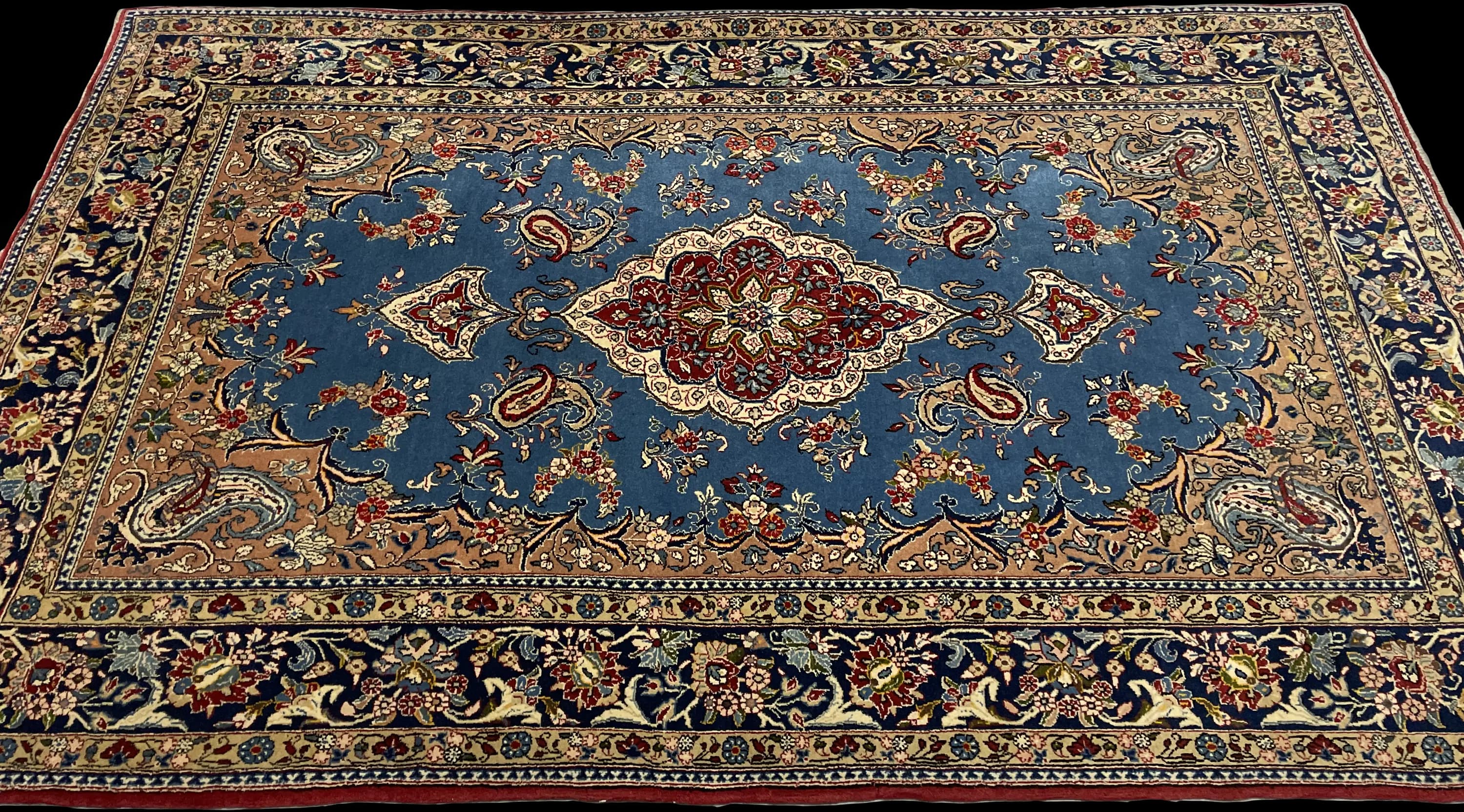 Perspective view of the rug