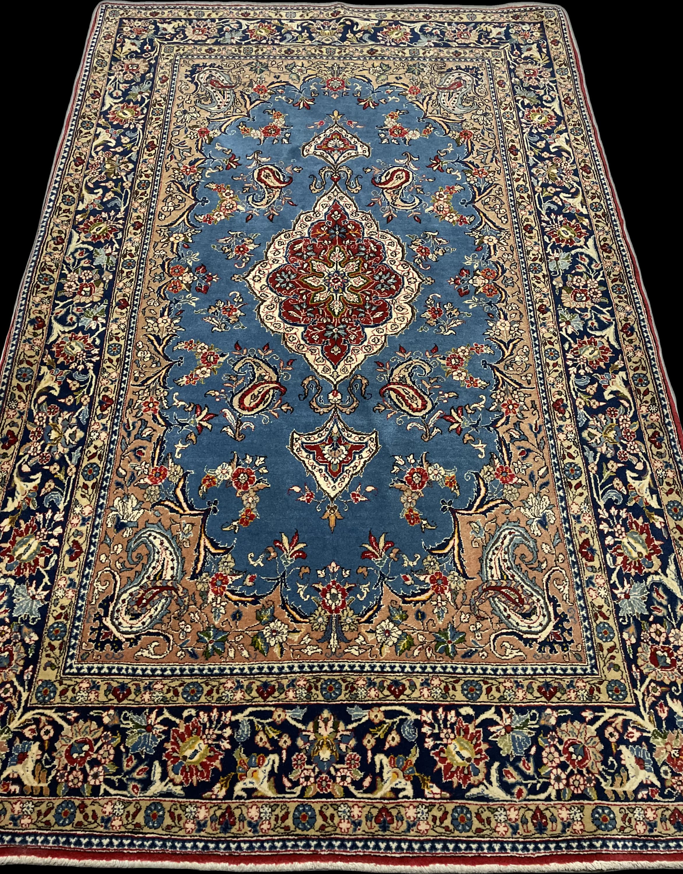 Perspective view of the rug