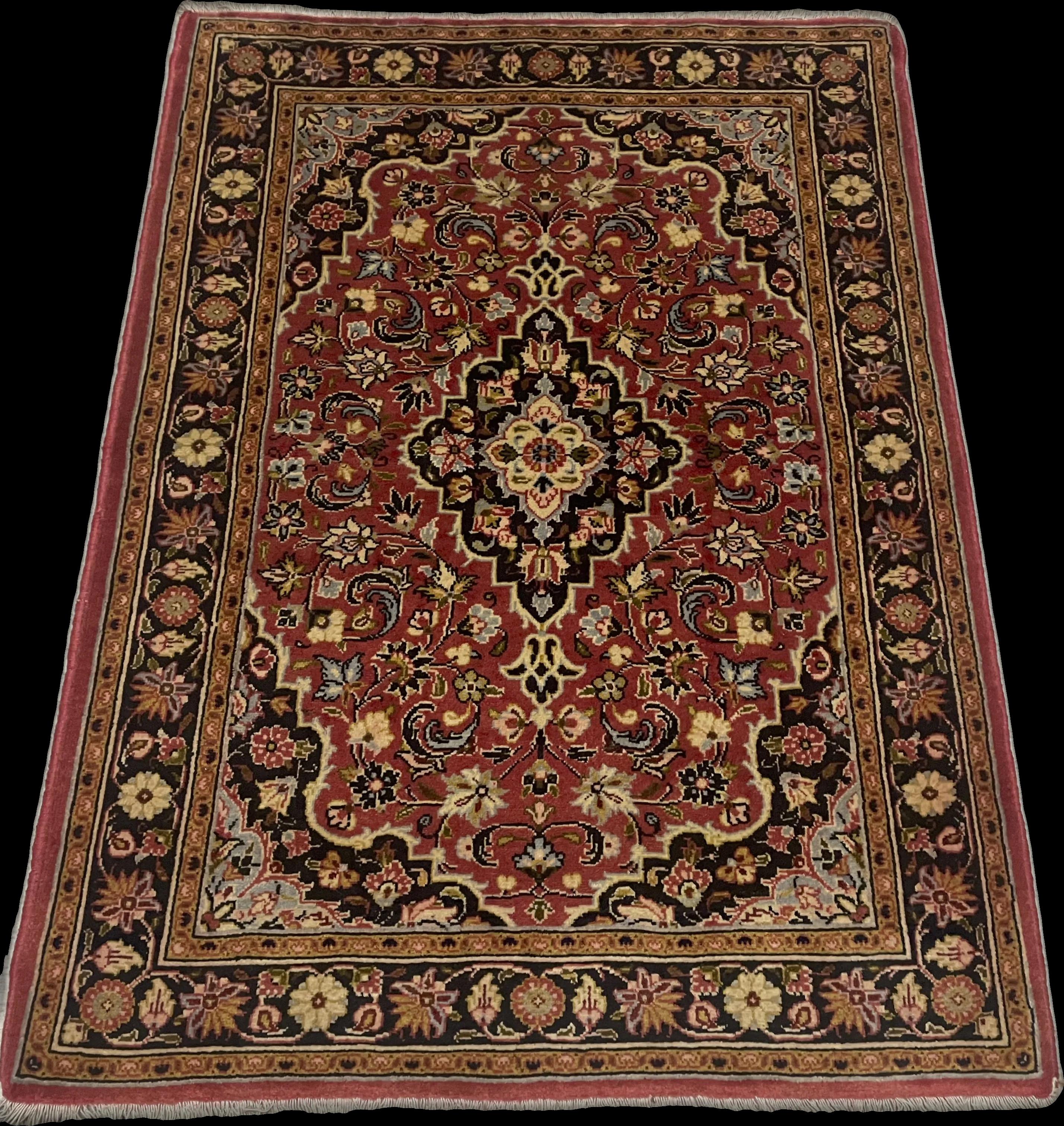 Perspective view of the rug