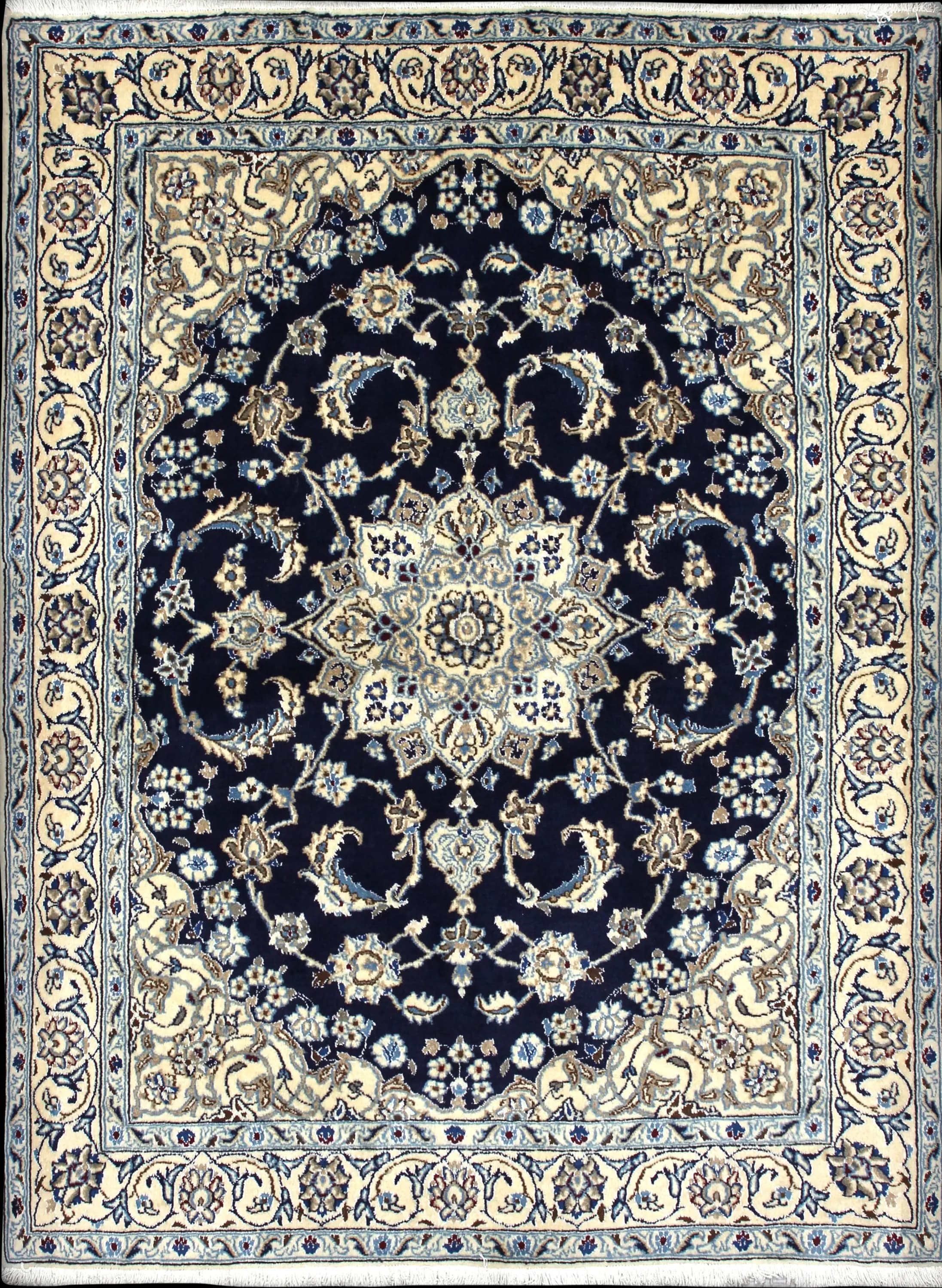 Handmade Persa rug in dimensions 195 centimeters length by 146 centimeters width with mainly Azul y Beige colors