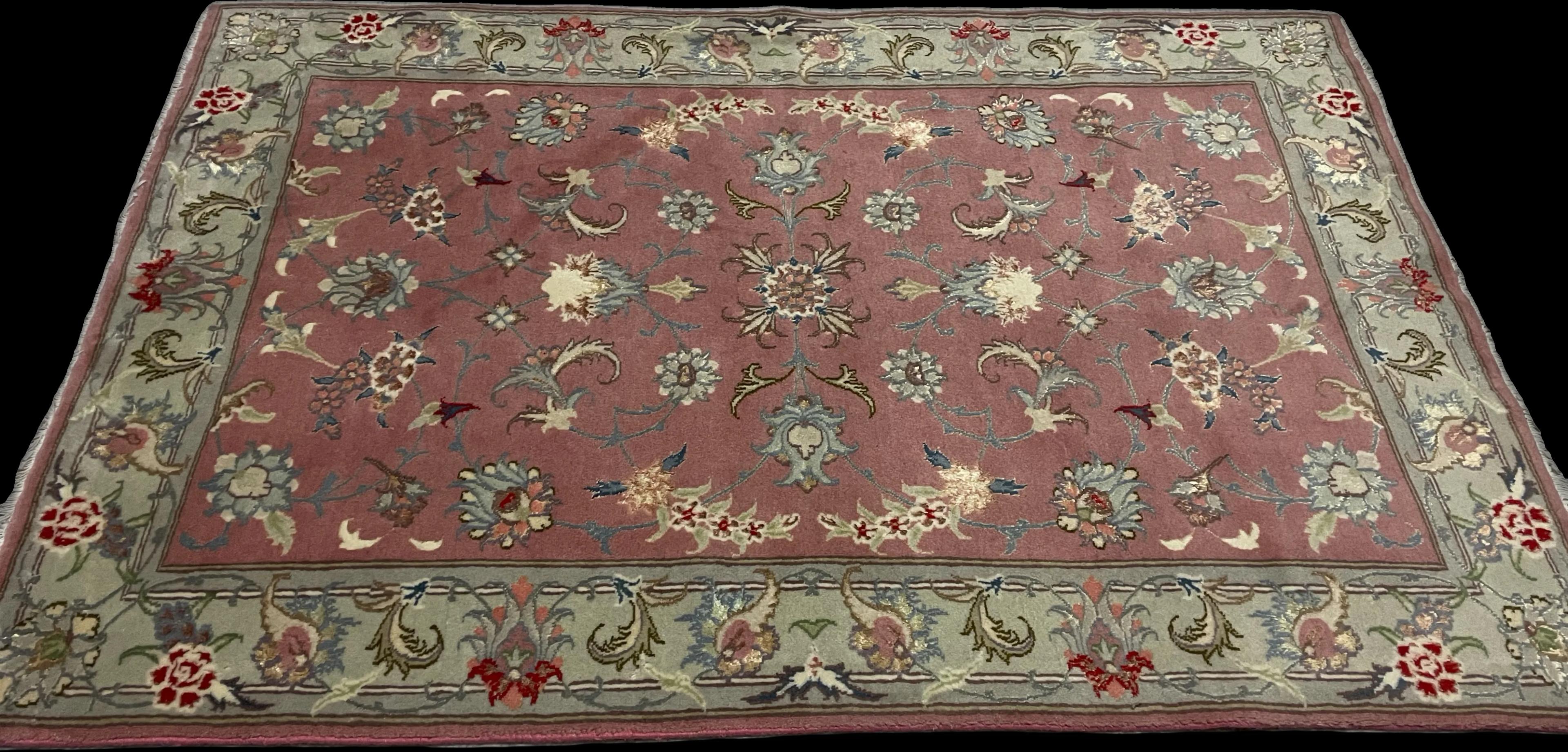 Perspective view of the rug