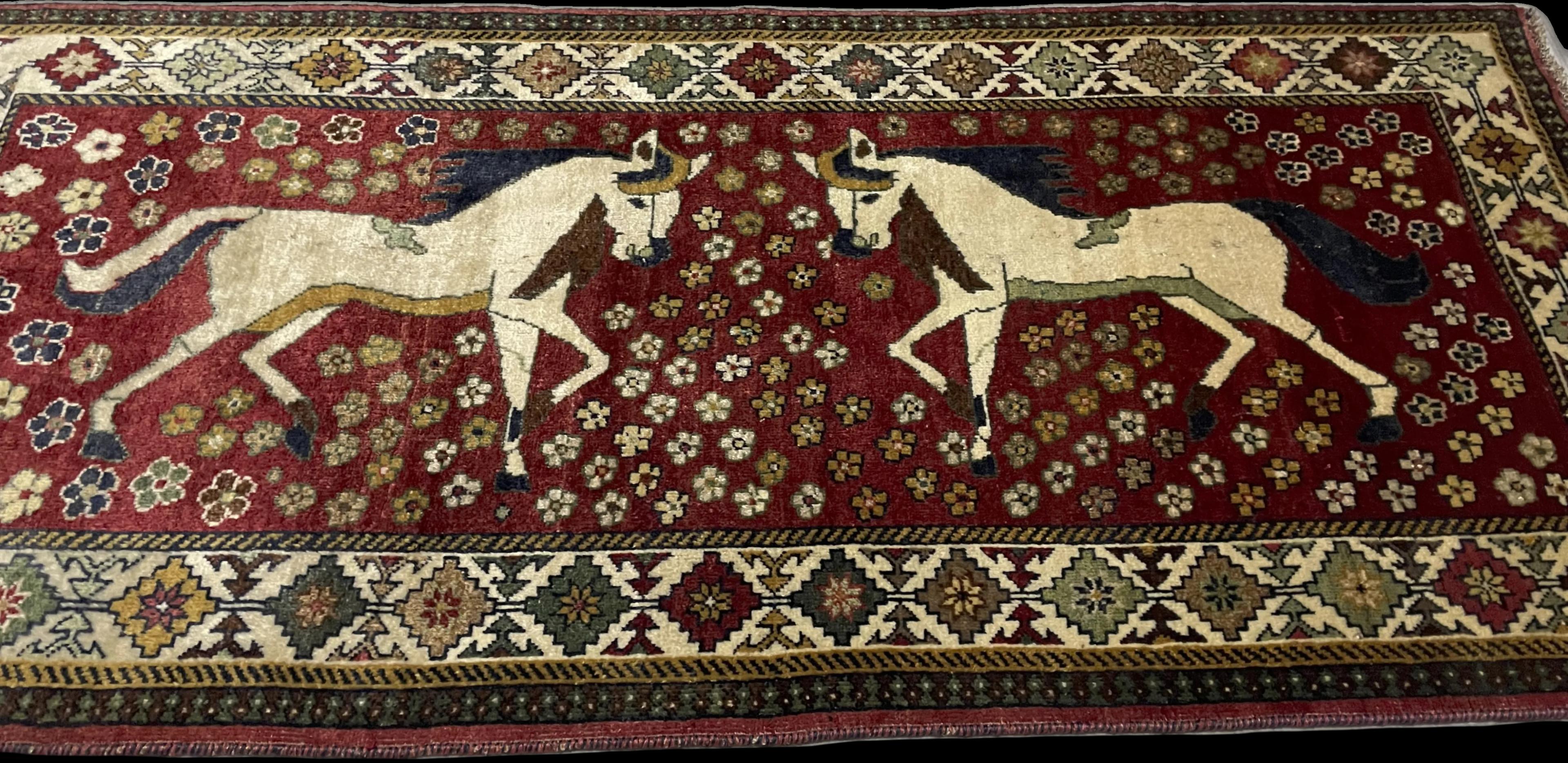 Perspective view of the rug