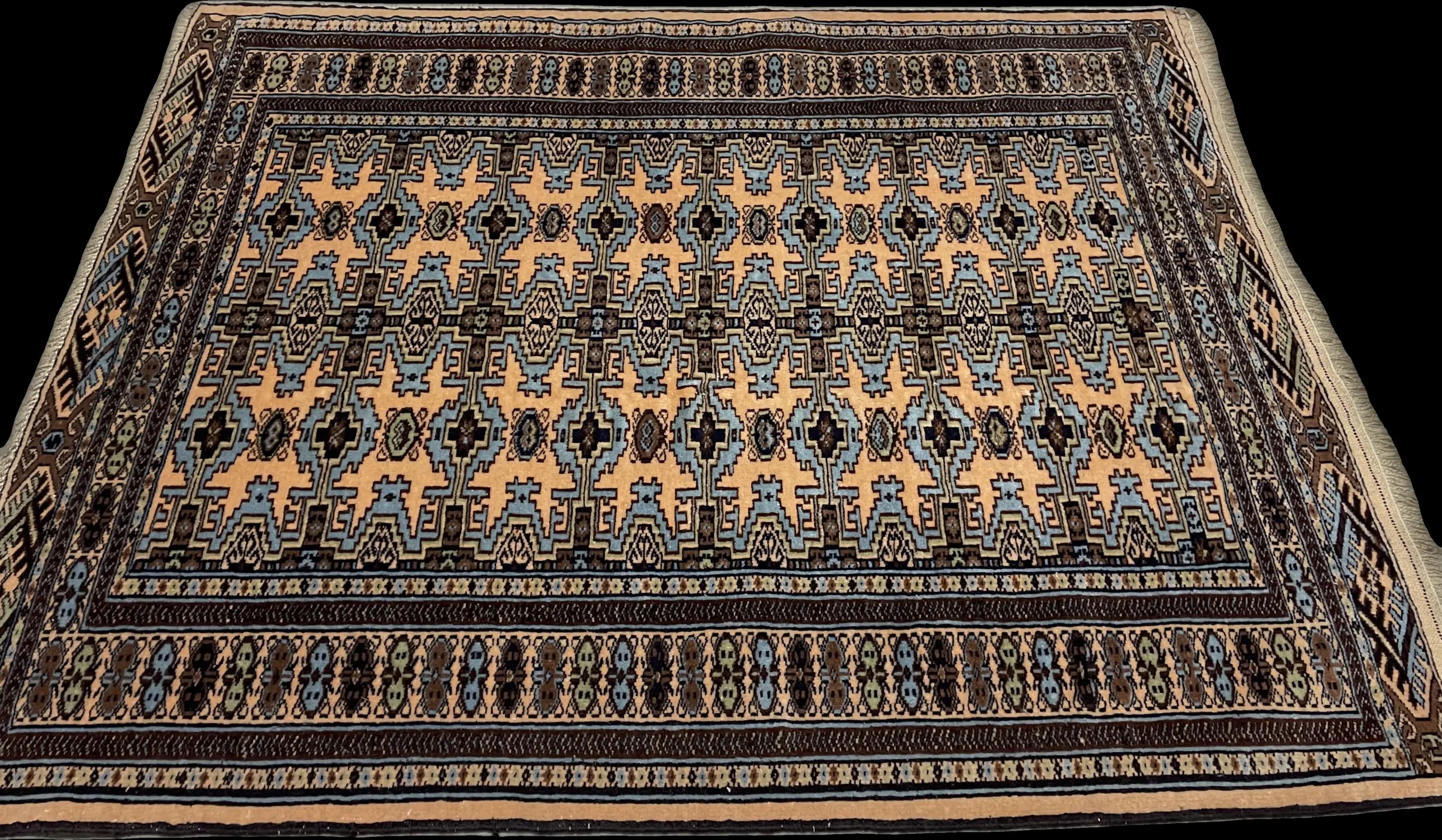 Perspective view of the rug