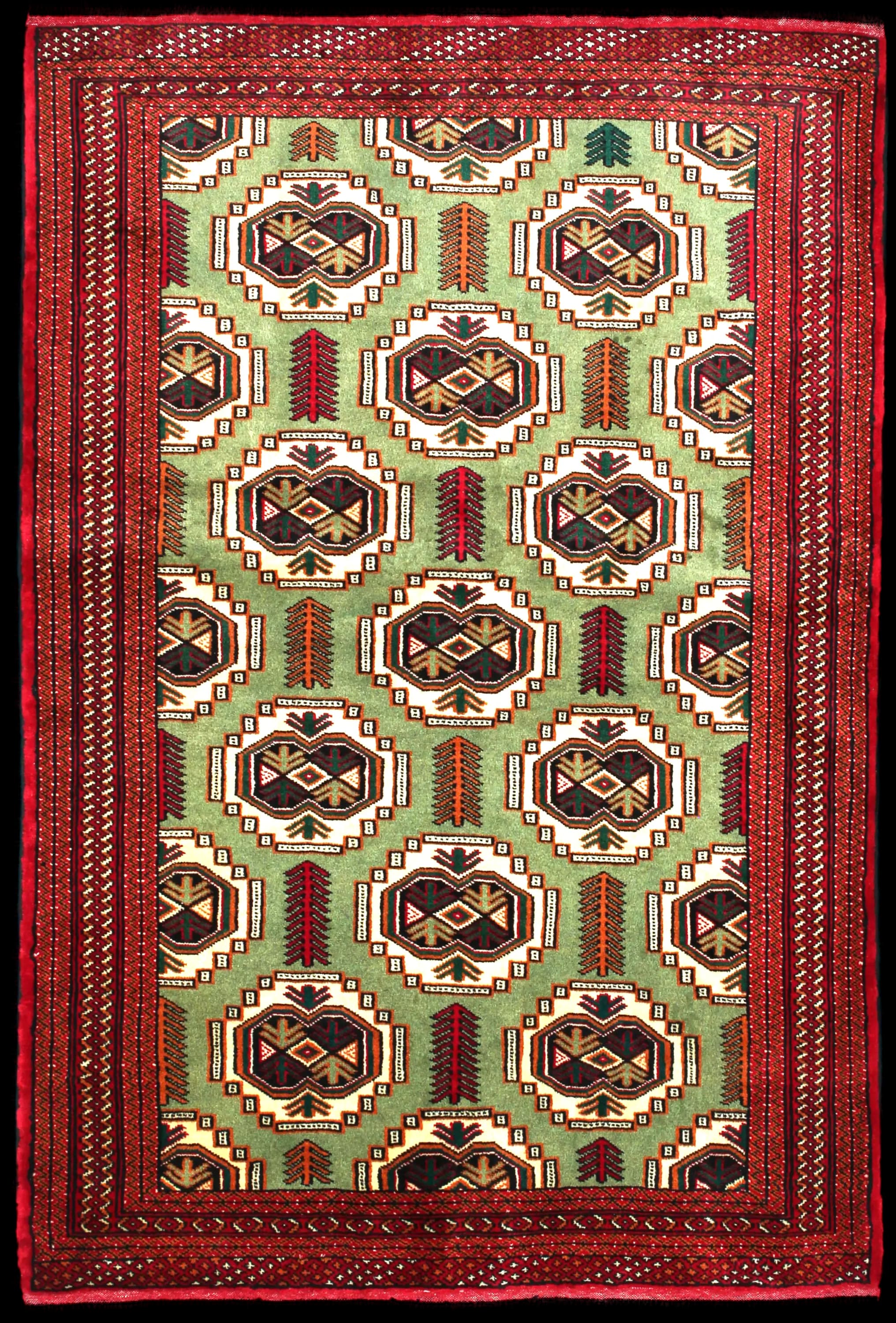 Handmade Persa rug in dimensions 193 centimeters length by 130 centimeters width with mainly Rojo y Verde colors