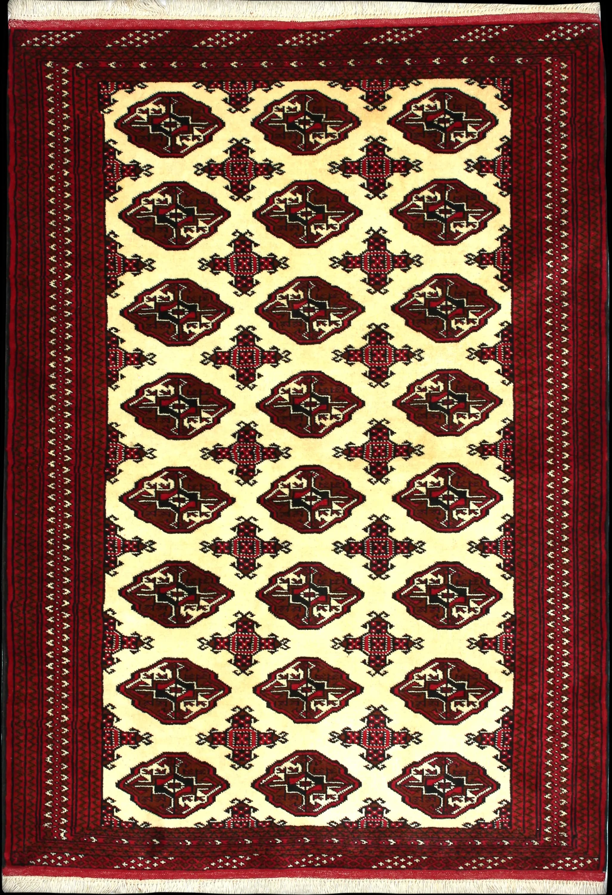 Handmade Persiano rug in dimensions 190 centimeters length by 132 centimeters width with mainly Rosso e Beige colors