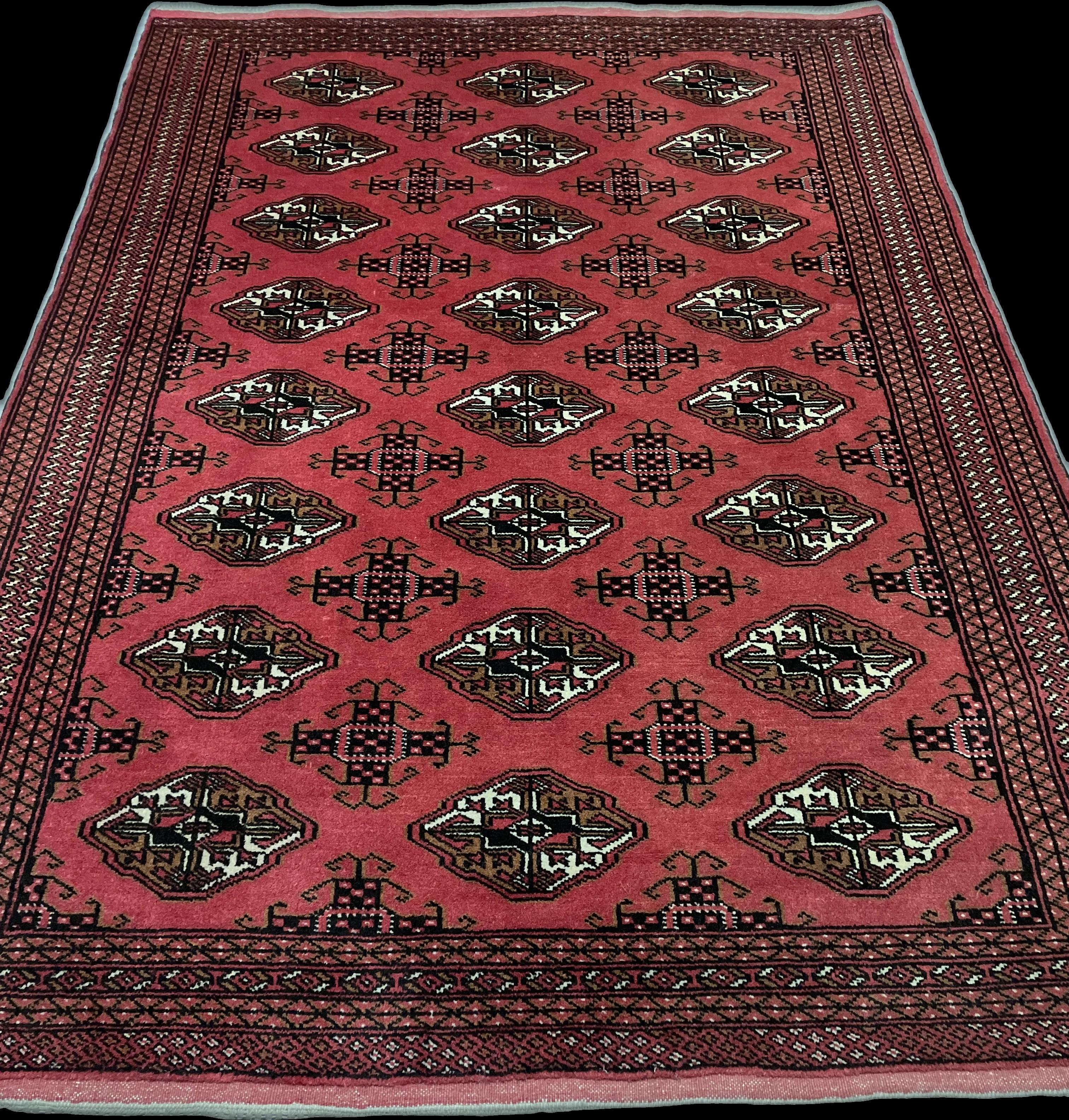 Perspective view of the rug