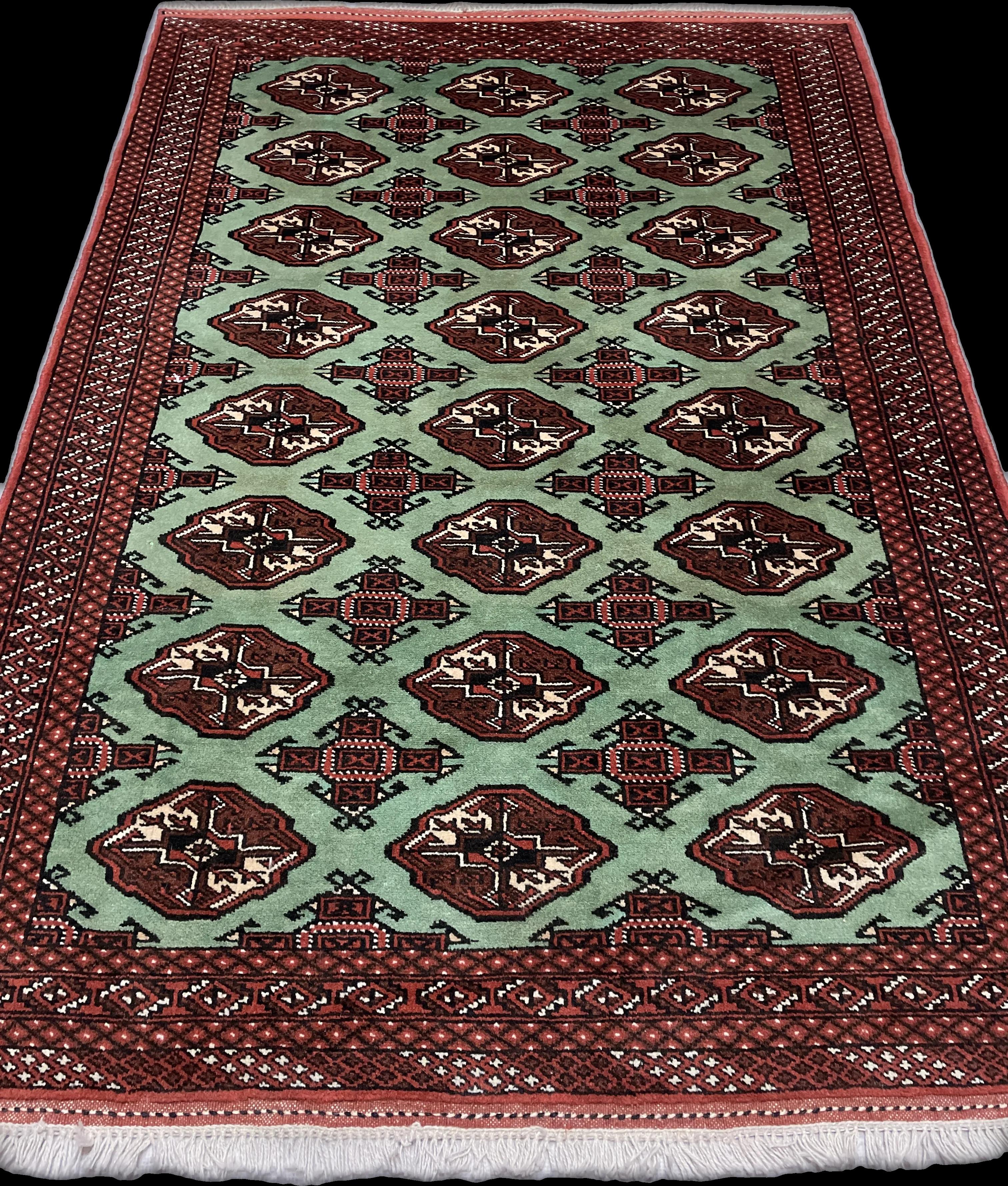 Perspective view of the rug