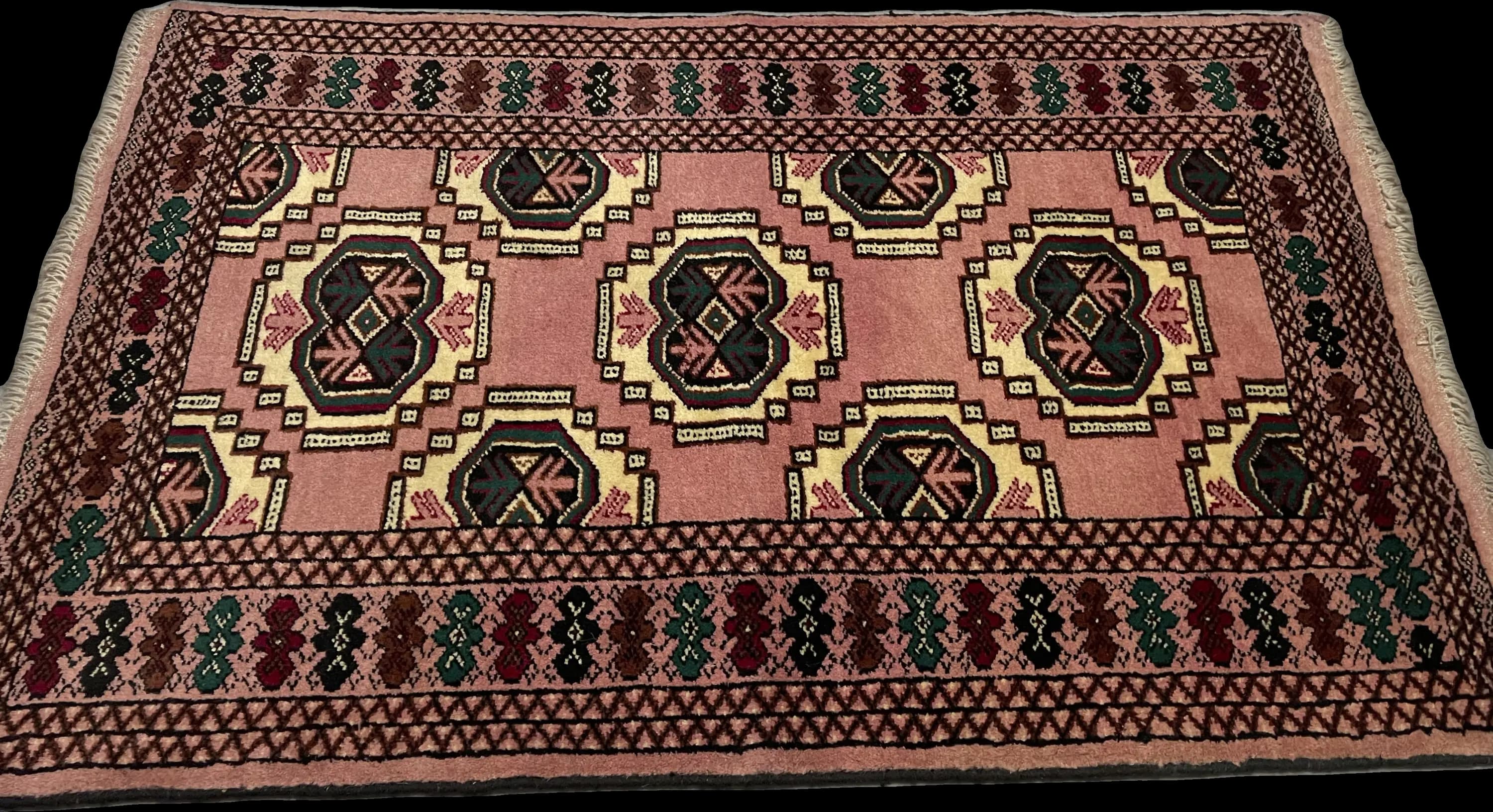 Perspective view of the rug