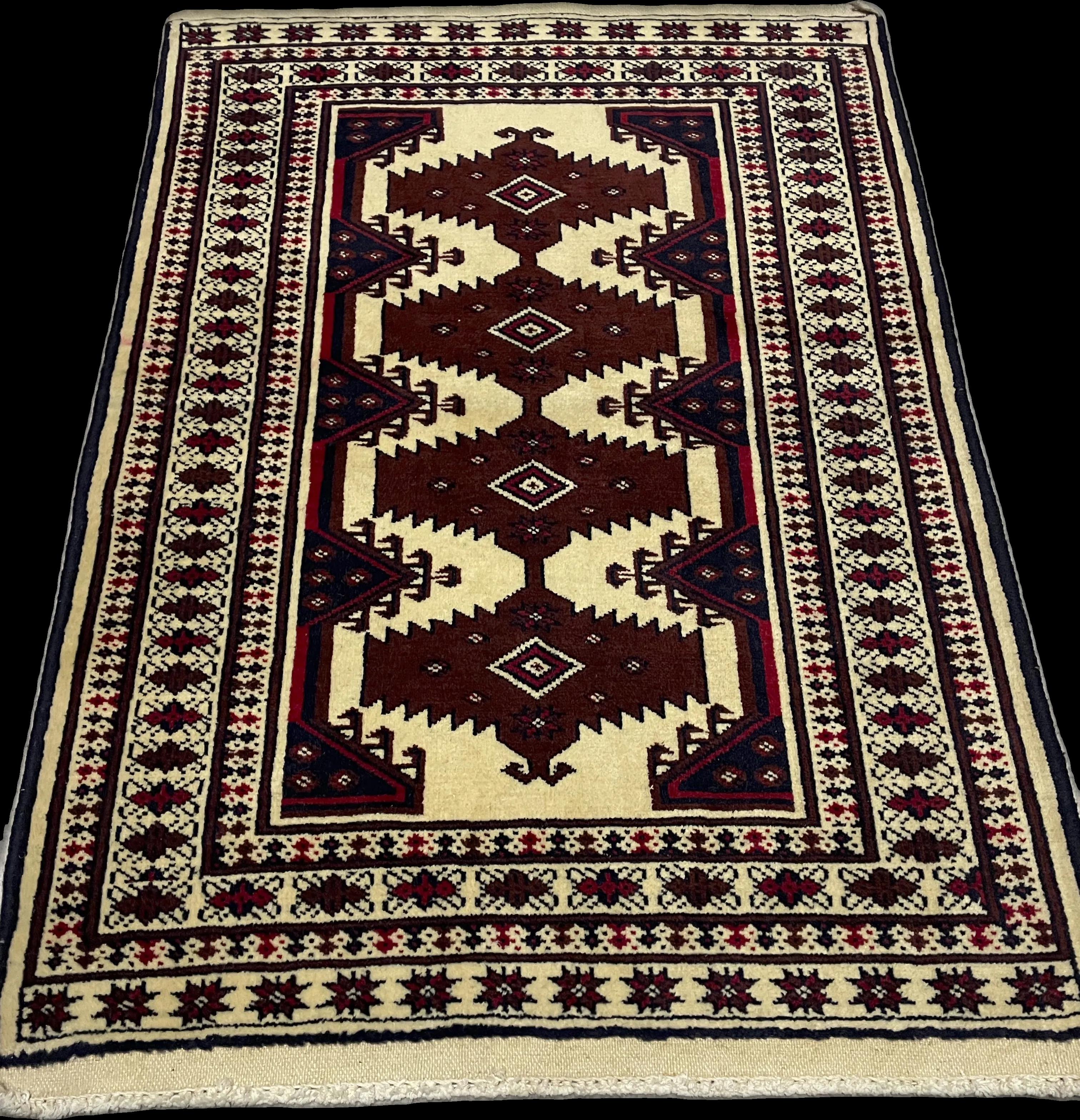 Perspective view of the rug