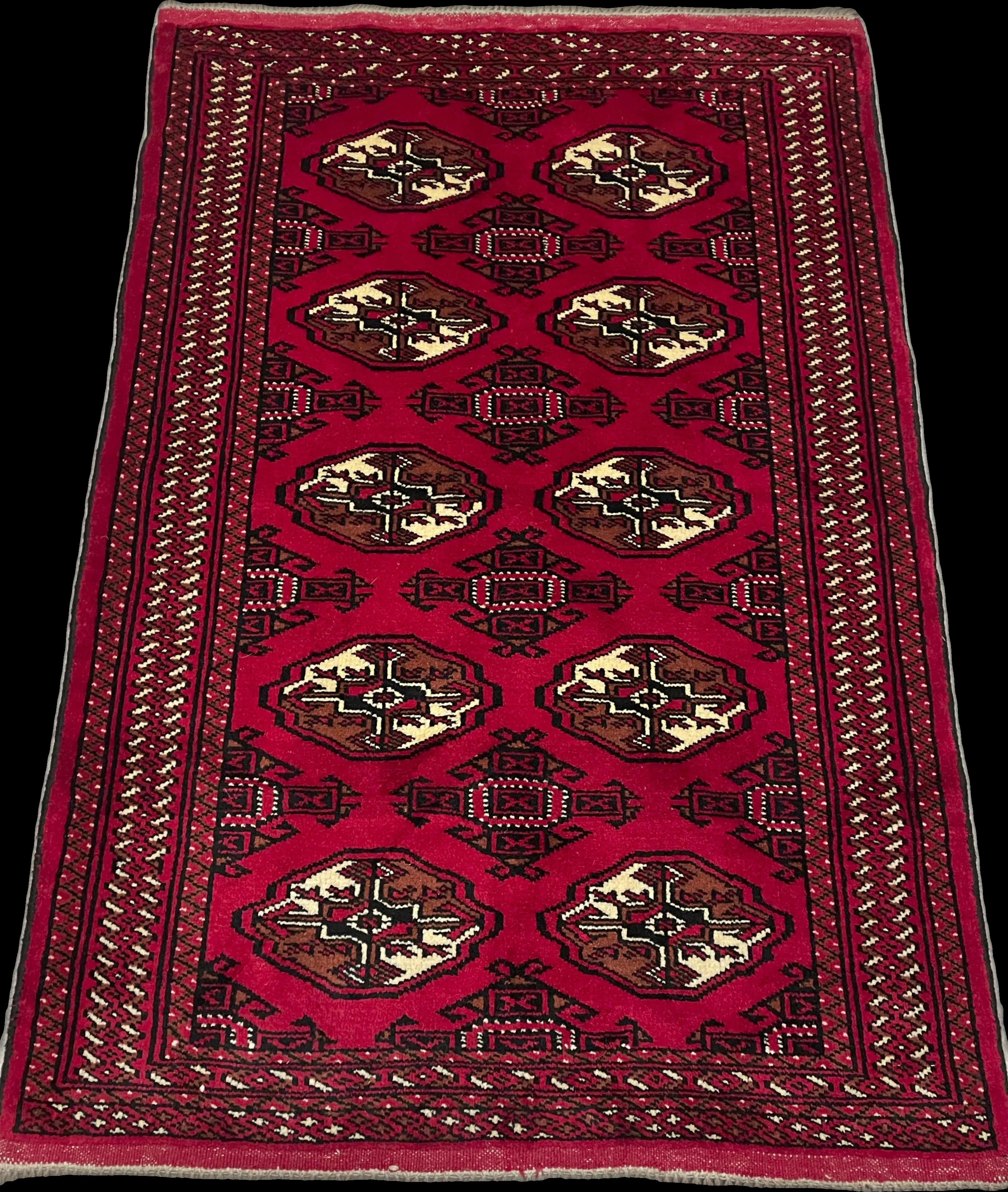 Perspective view of the rug