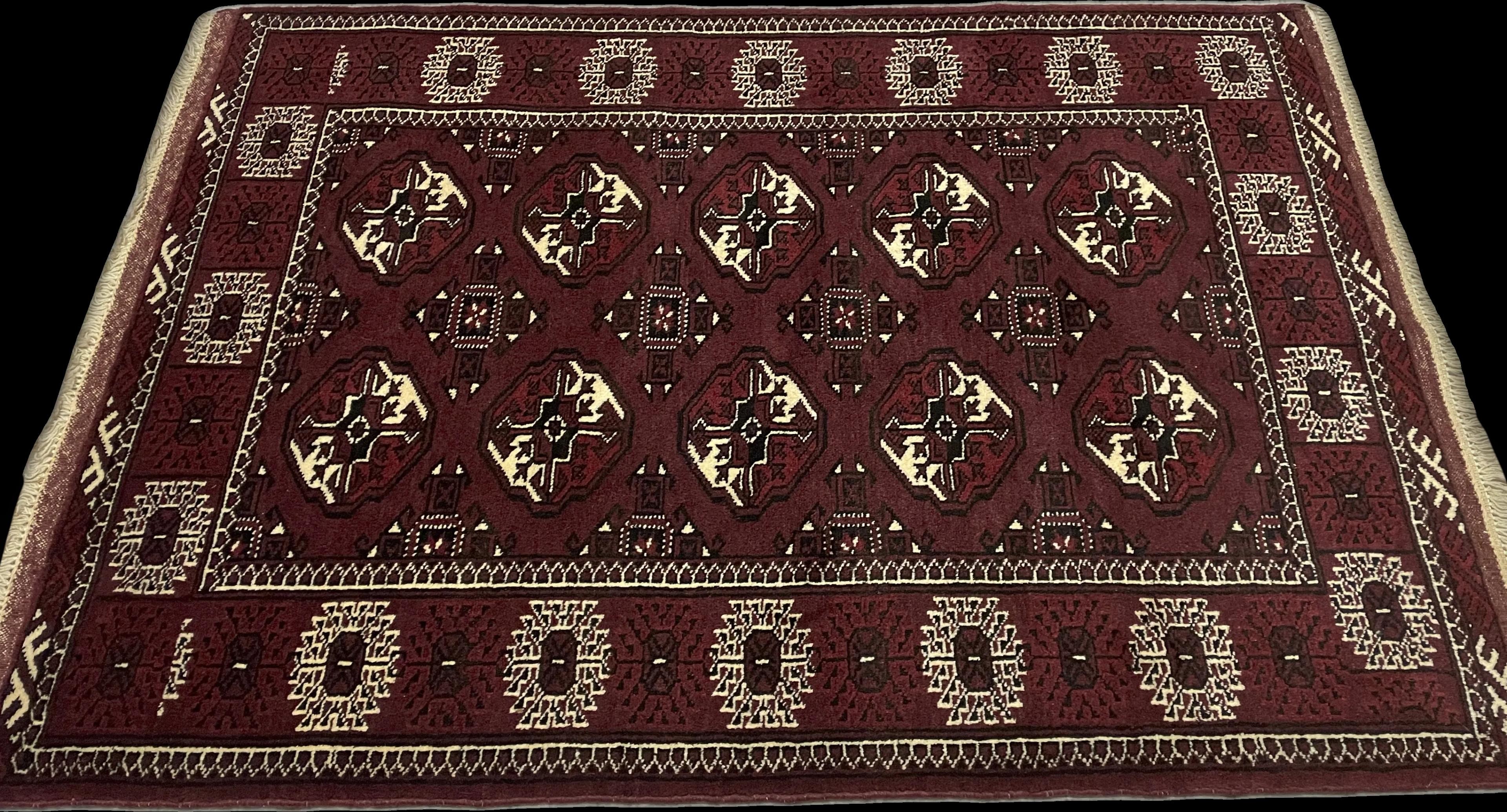 Perspective view of the rug