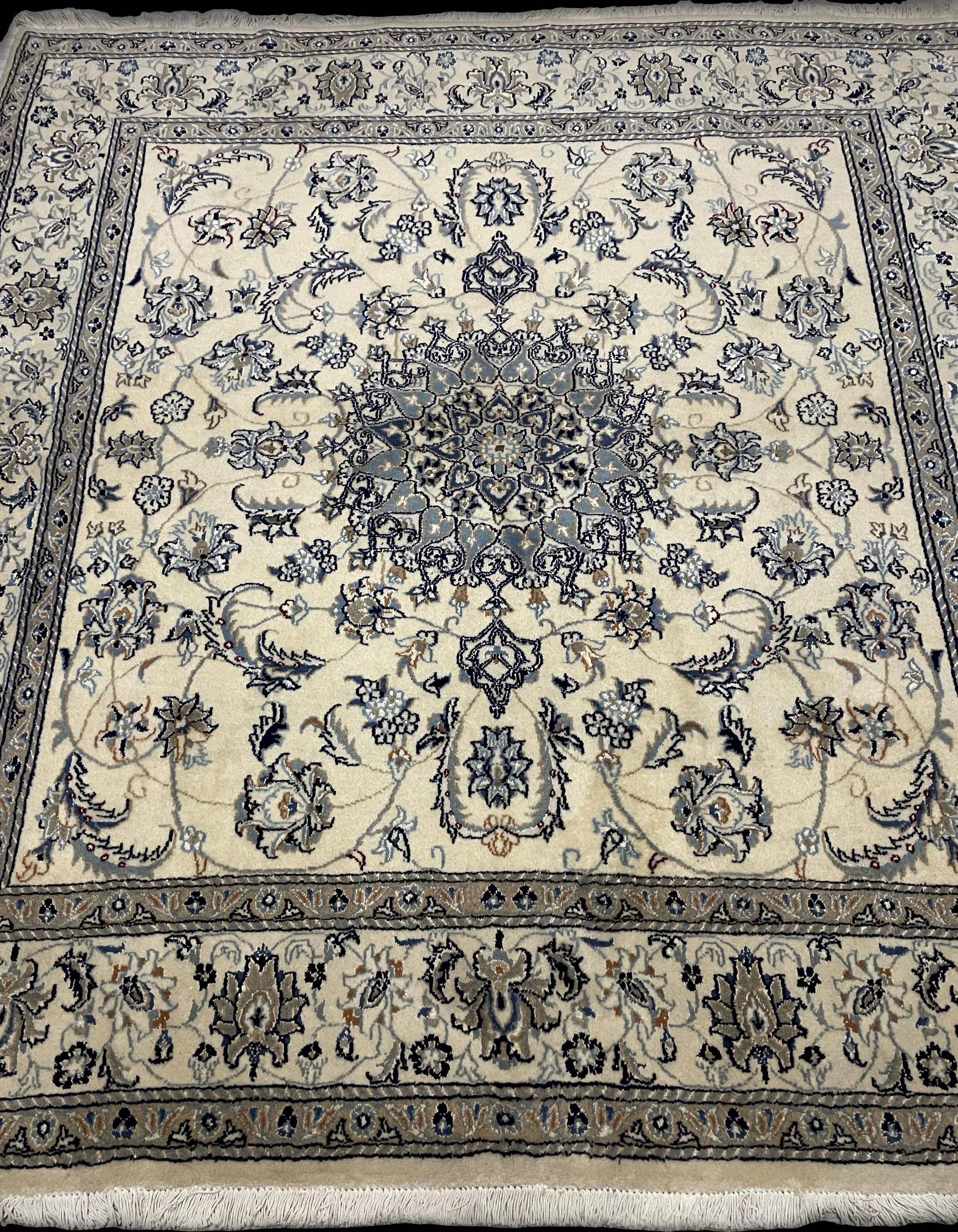 Perspective view of the rug