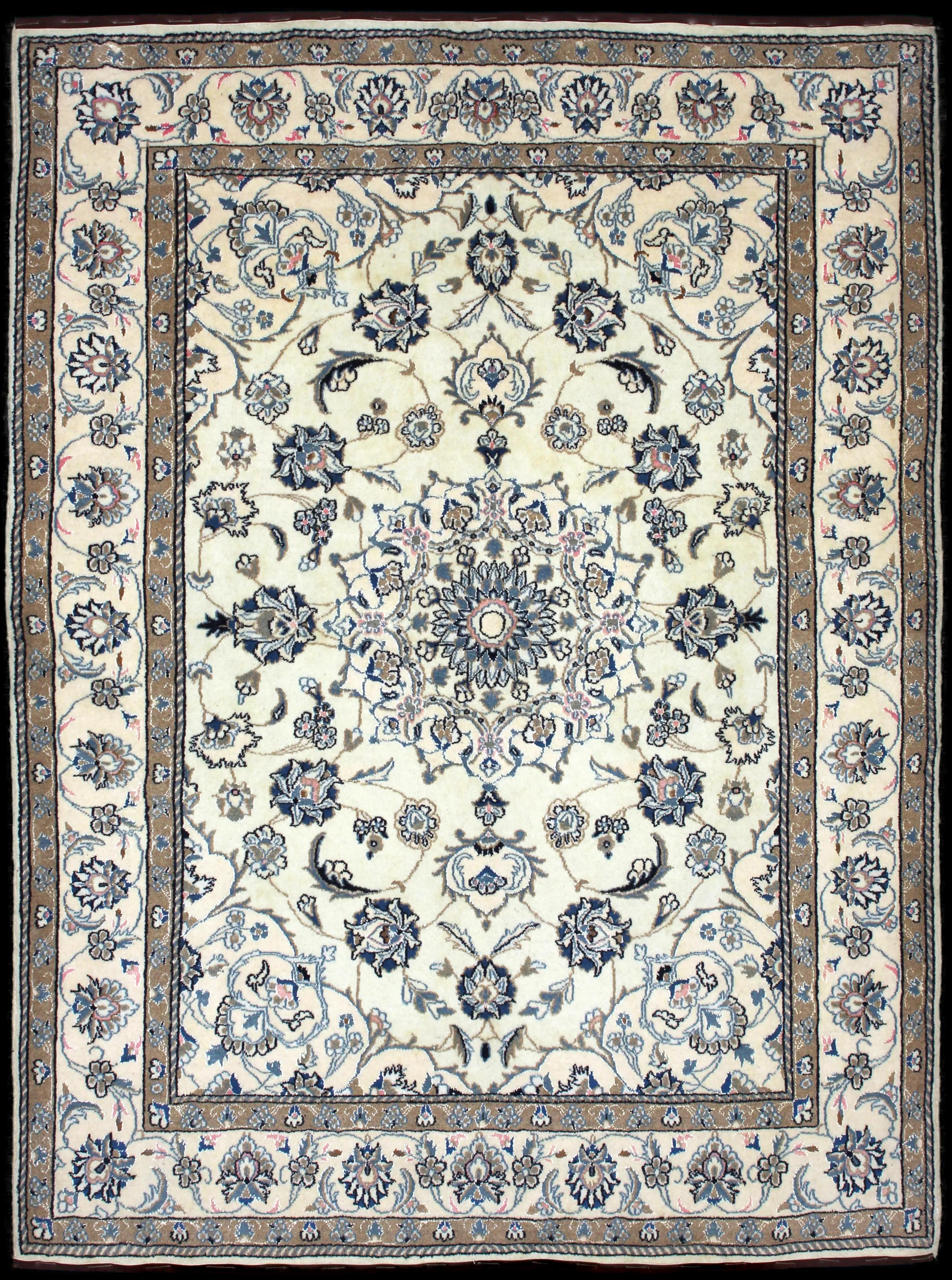 Complete view of the rug