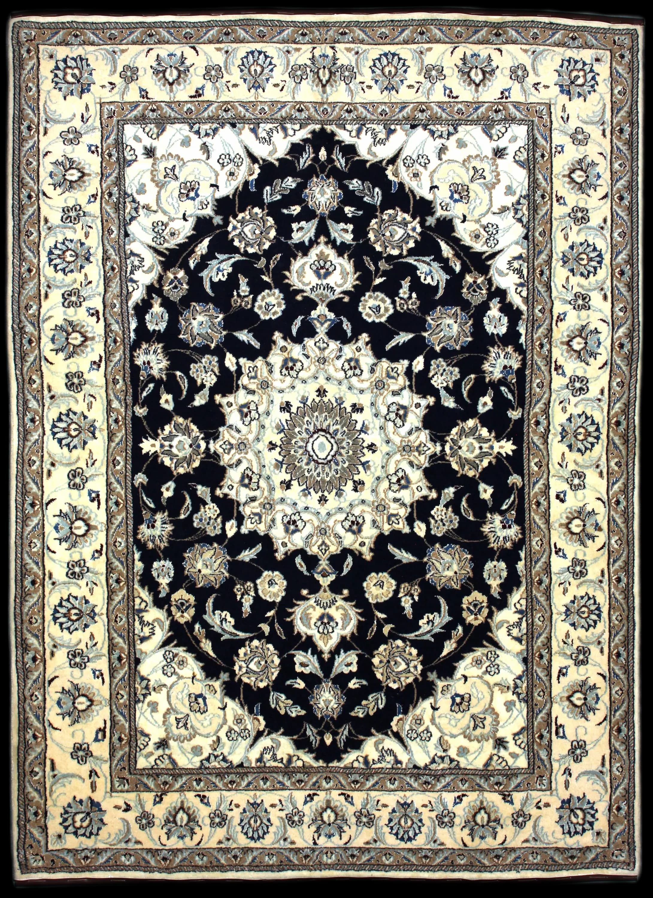 Complete view of the rug