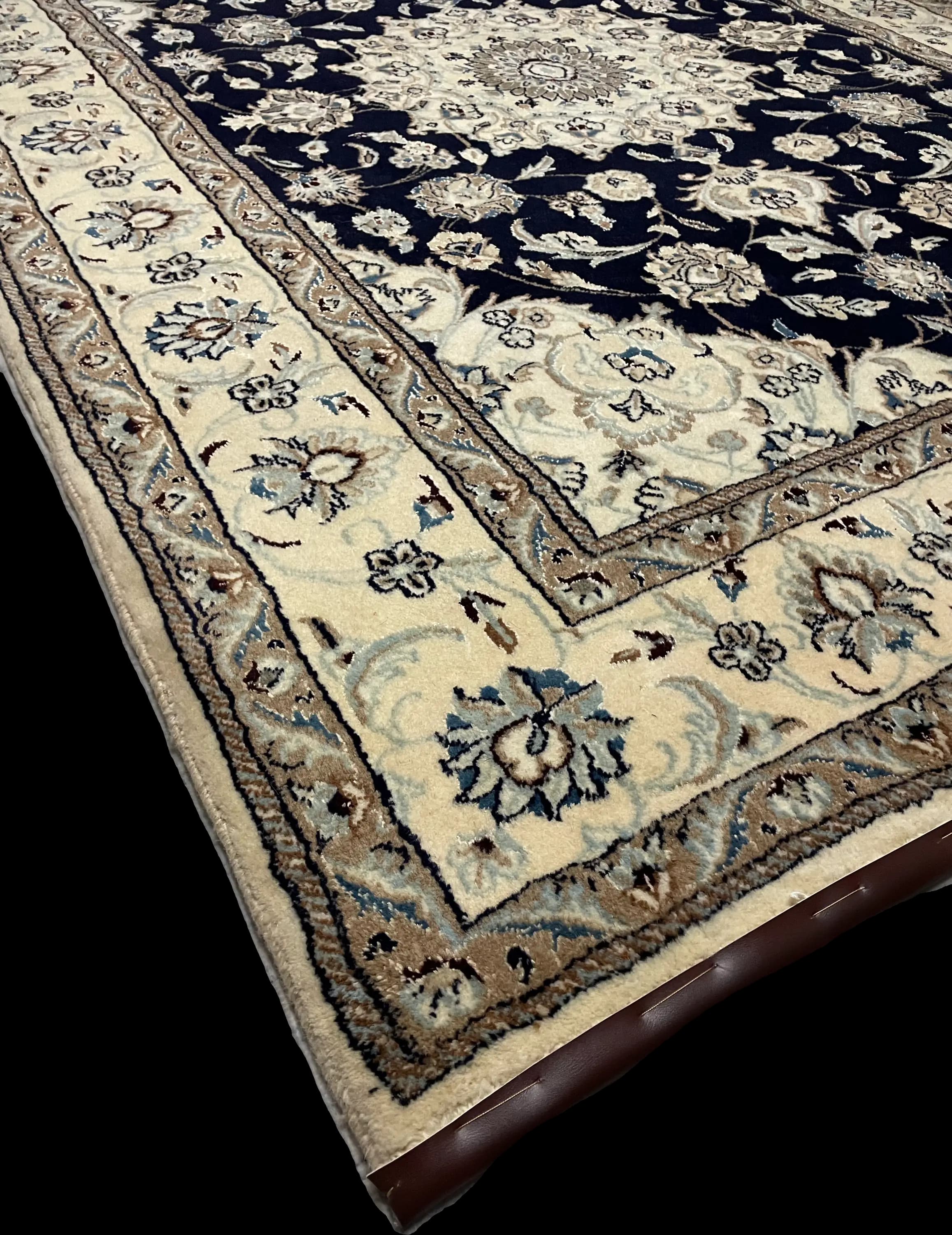 Corner, edge of the rug