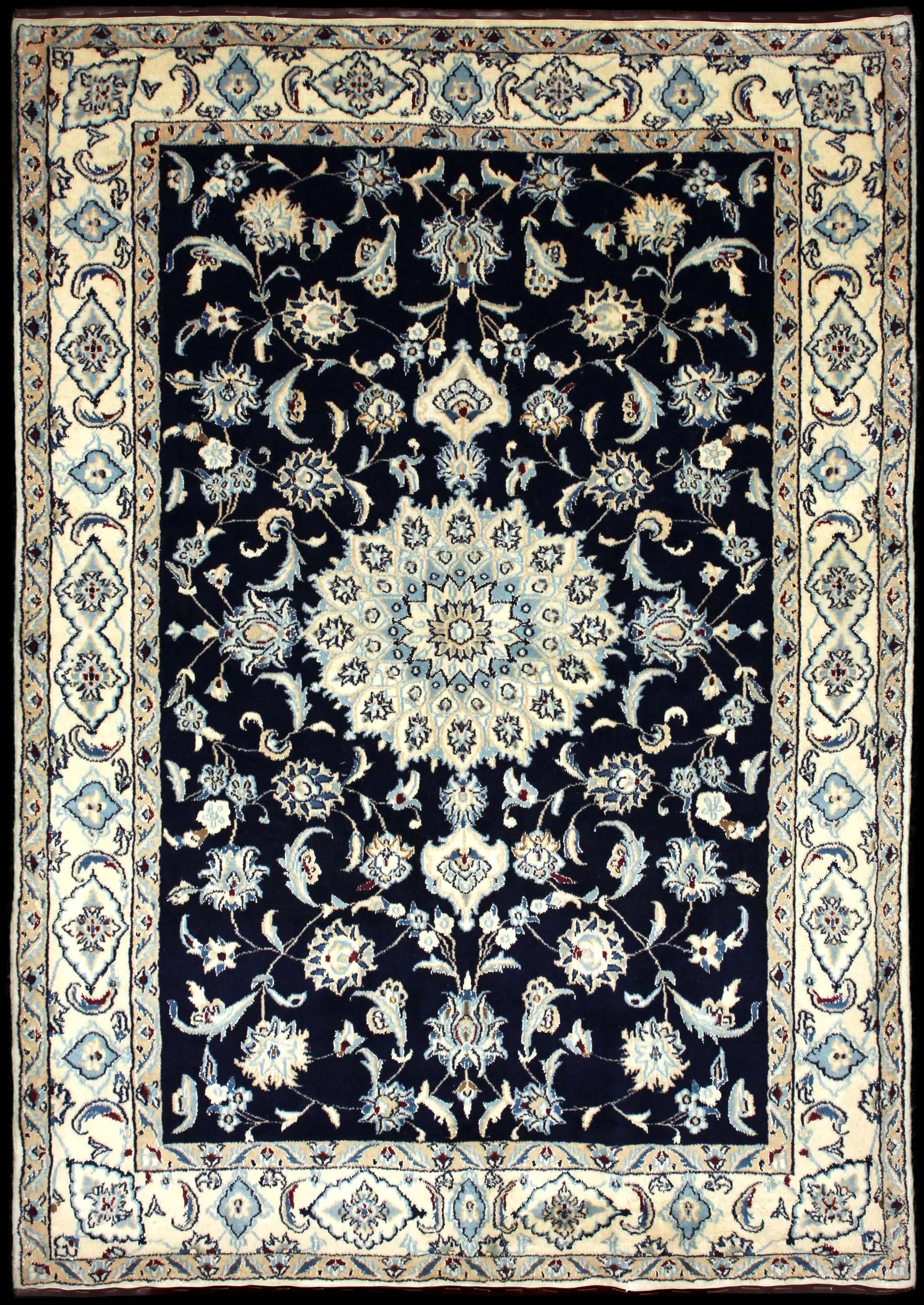 Handmade Persa rug in dimensions 234 centimeters length by 165 centimeters width with mainly Beige y Azul colors