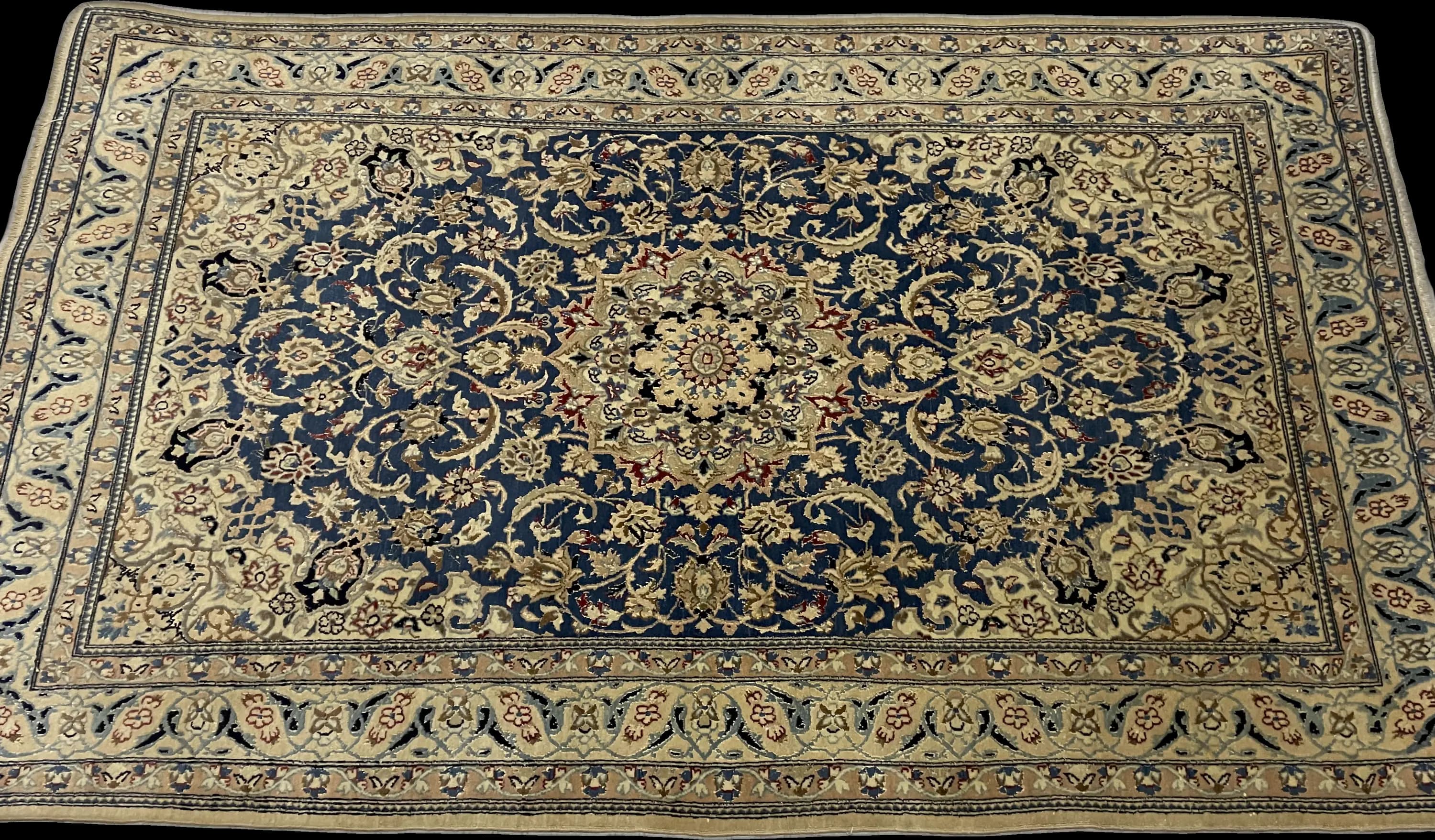 Perspective view of the rug