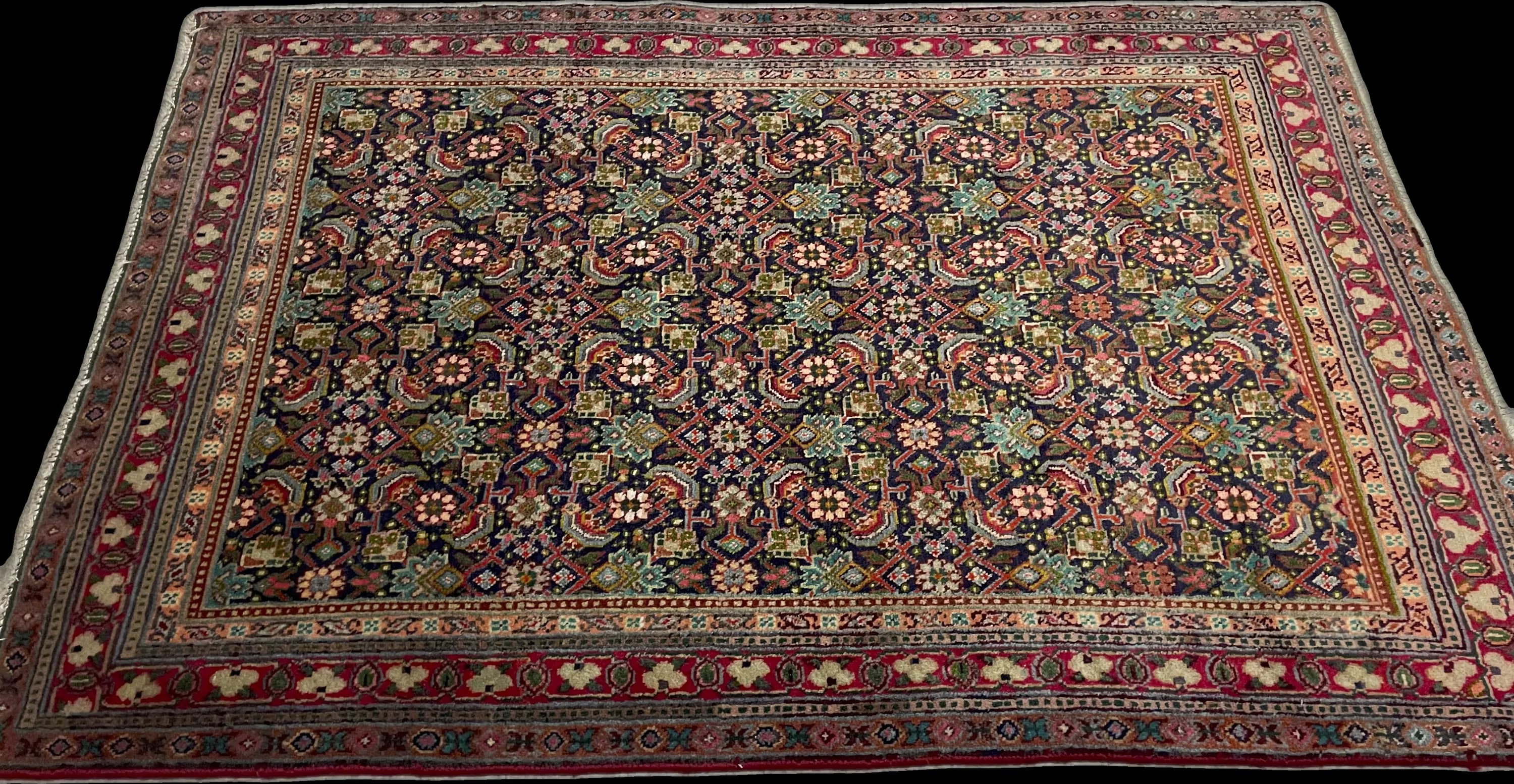 Perspective view of the rug