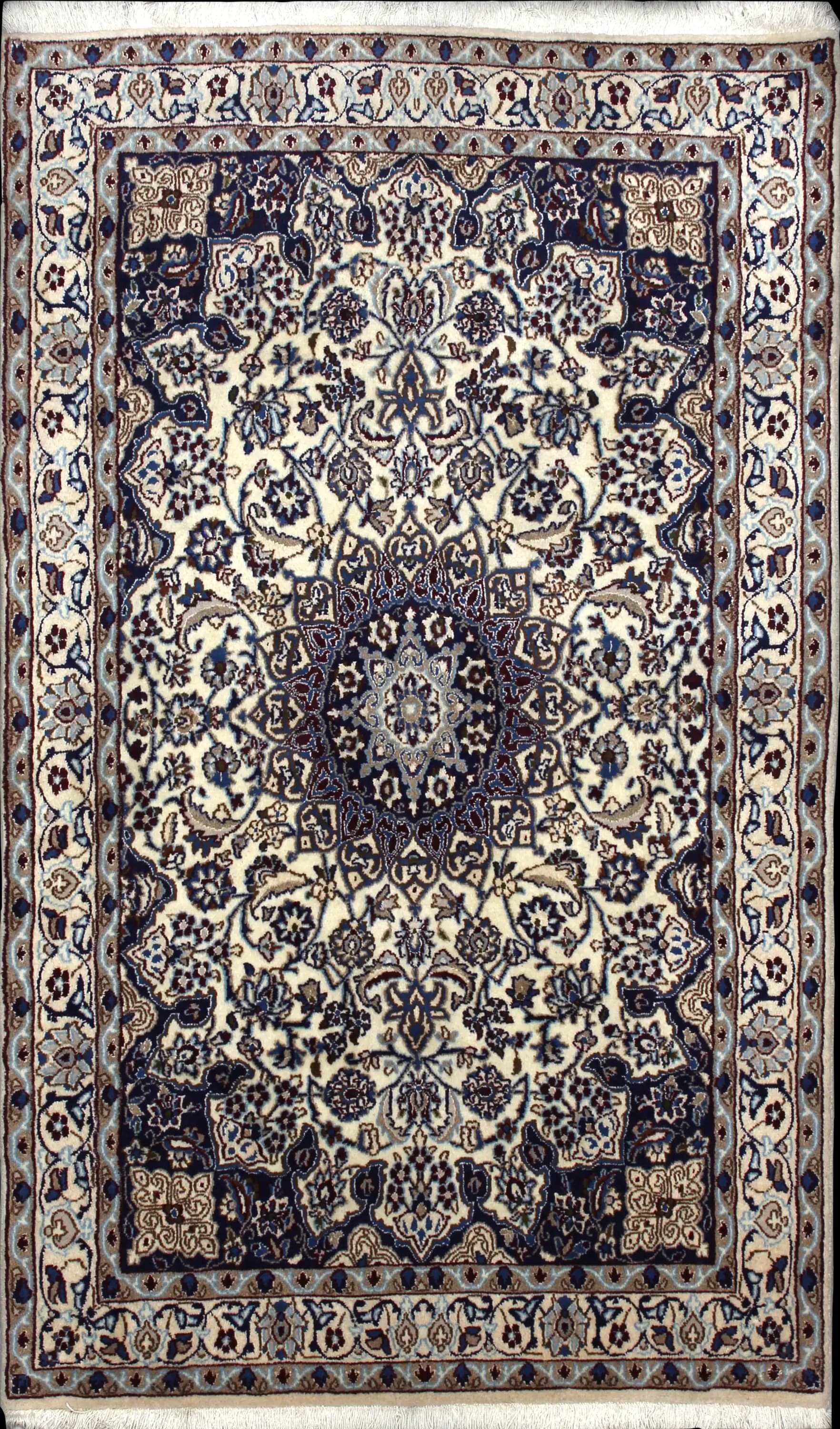 Complete view of the rug