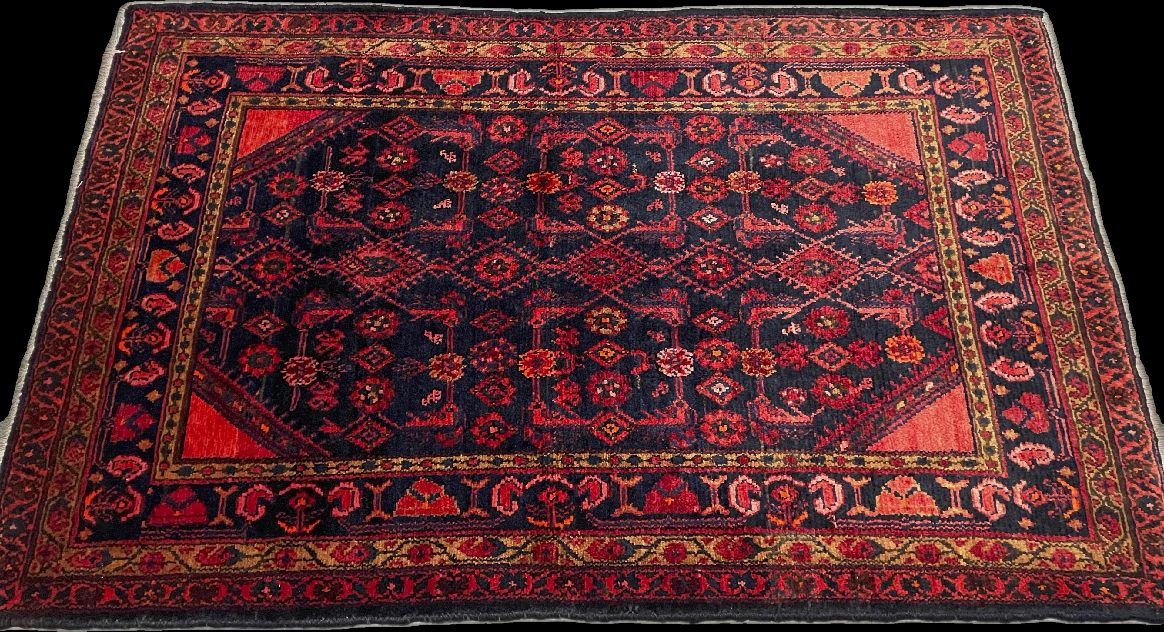 Perspective view of the rug