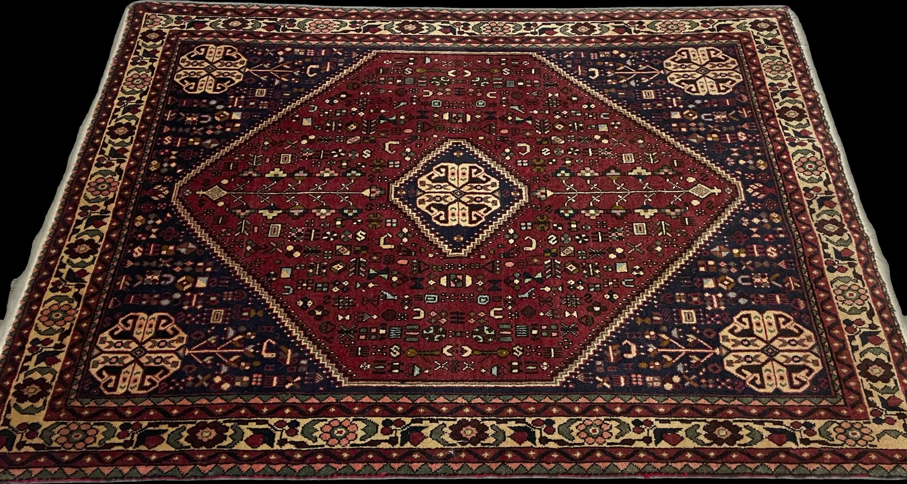 Perspective view of the rug