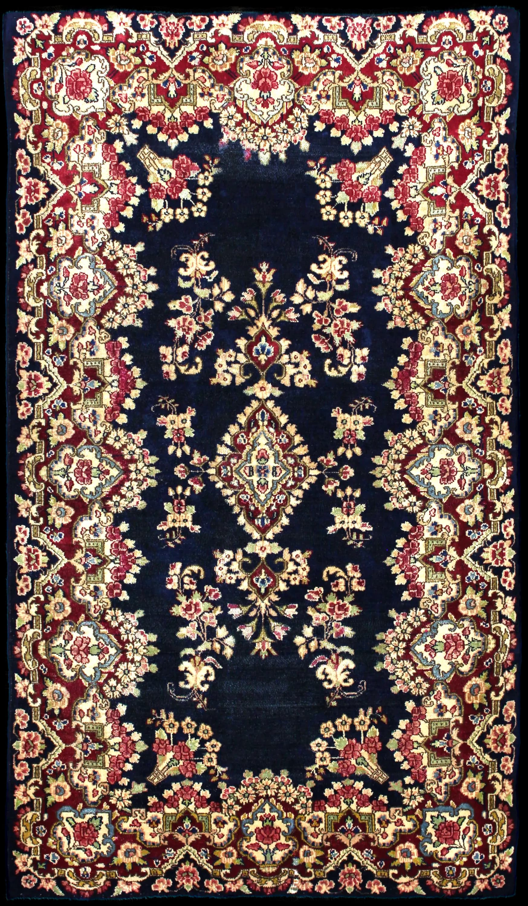 Complete view of the rug