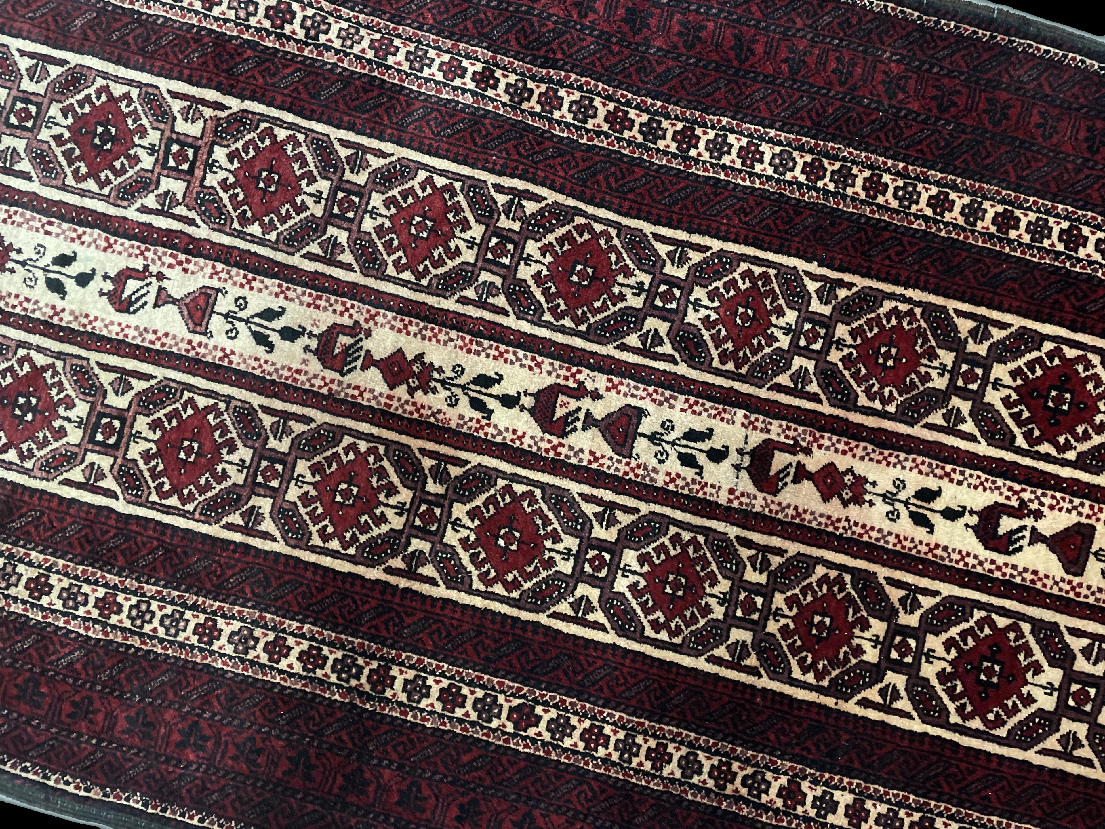 Perspective view of the rug