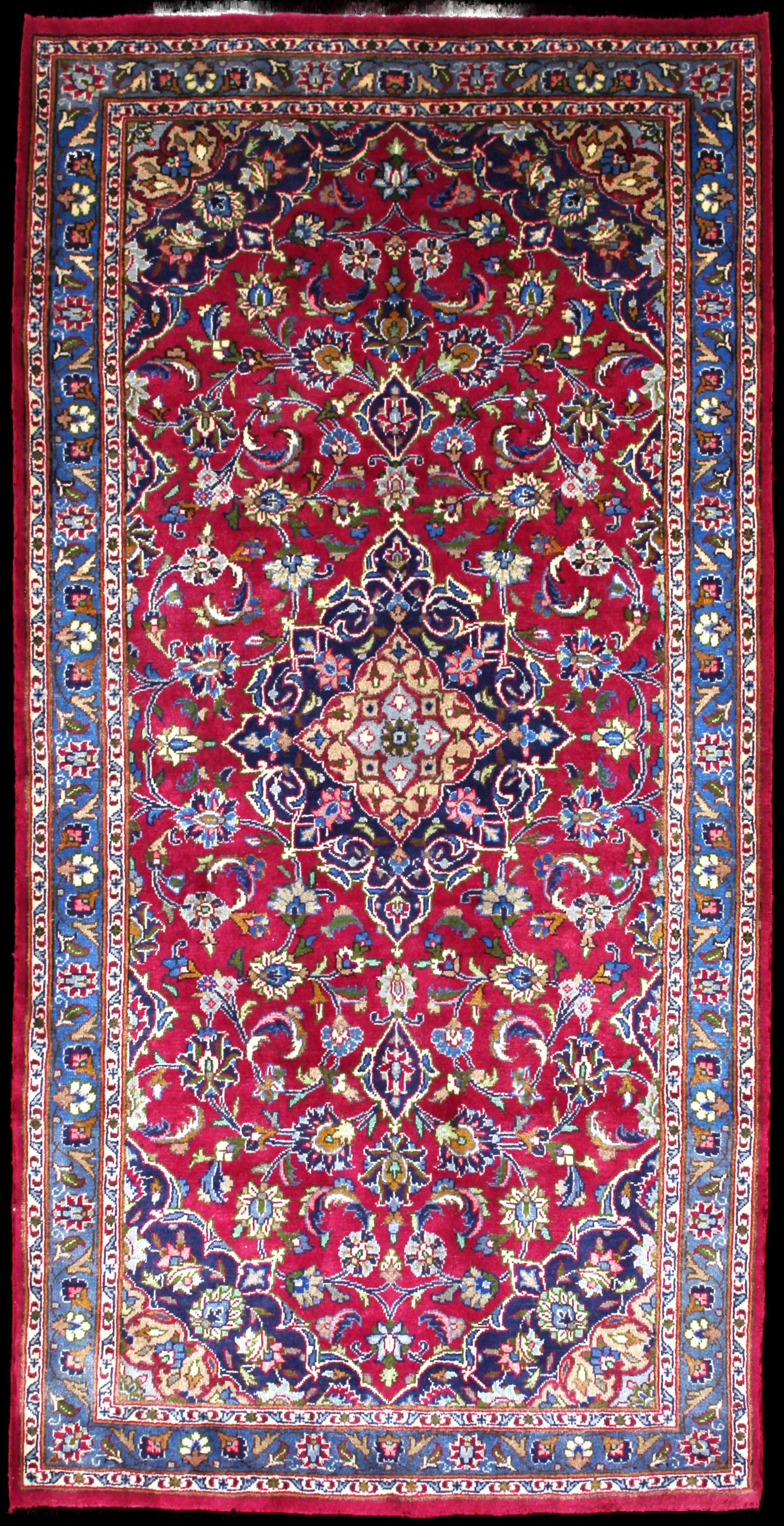 Complete view of the rug