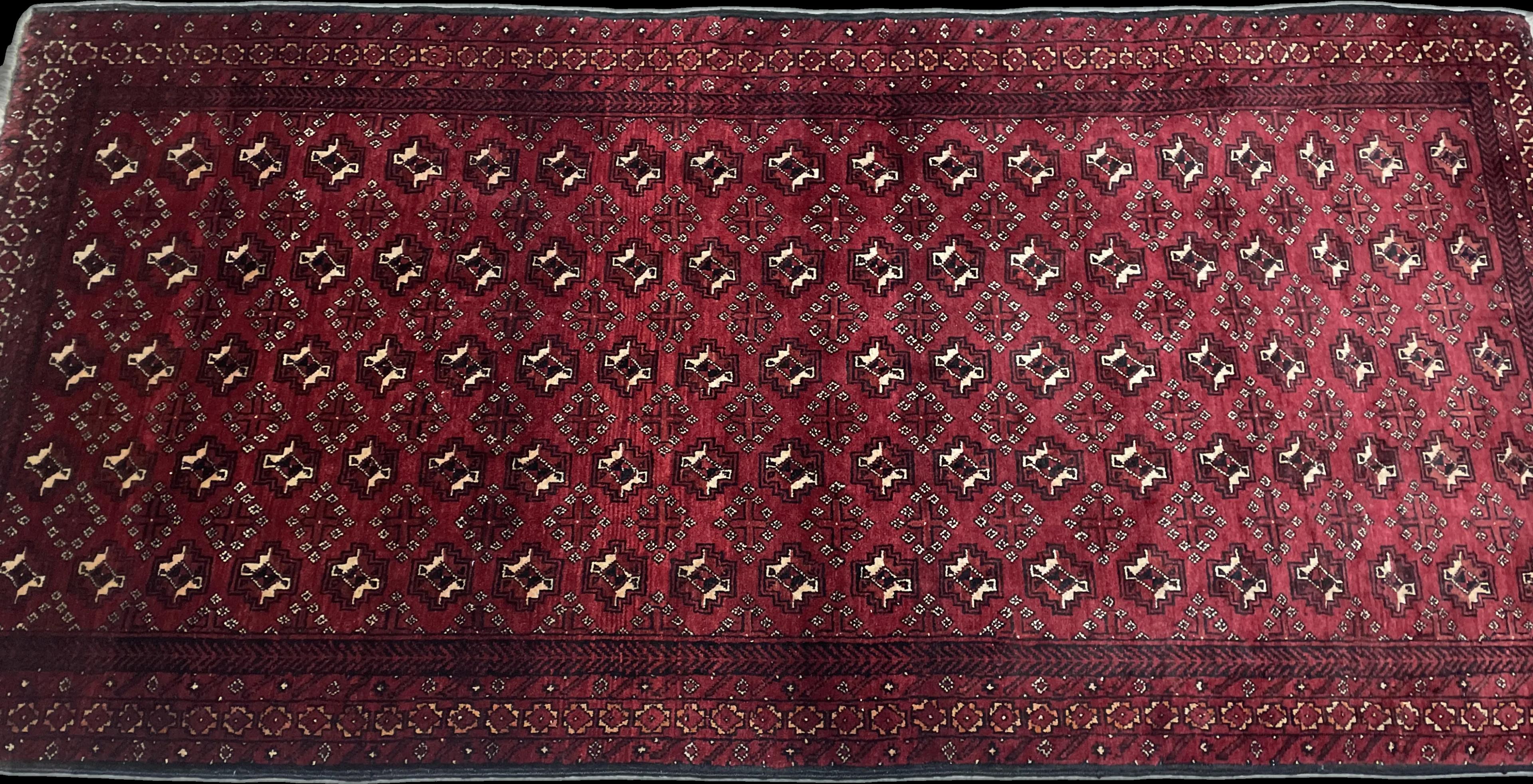 Perspective view of the rug