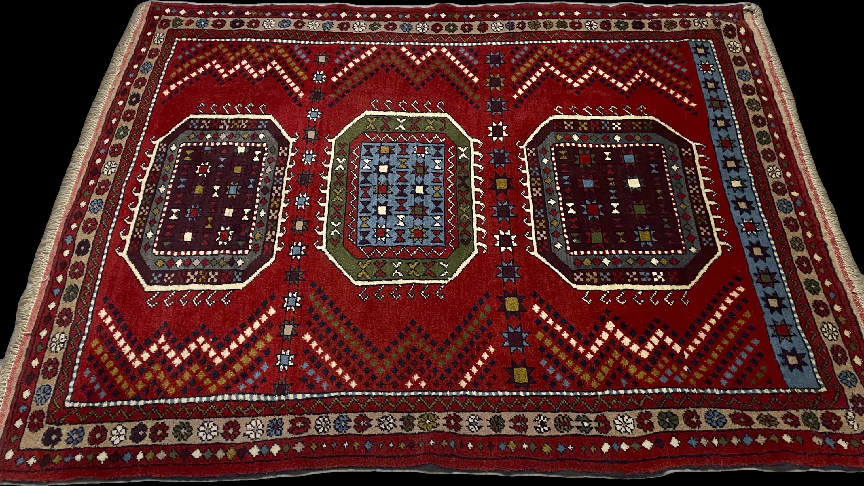 Perspective view of the rug