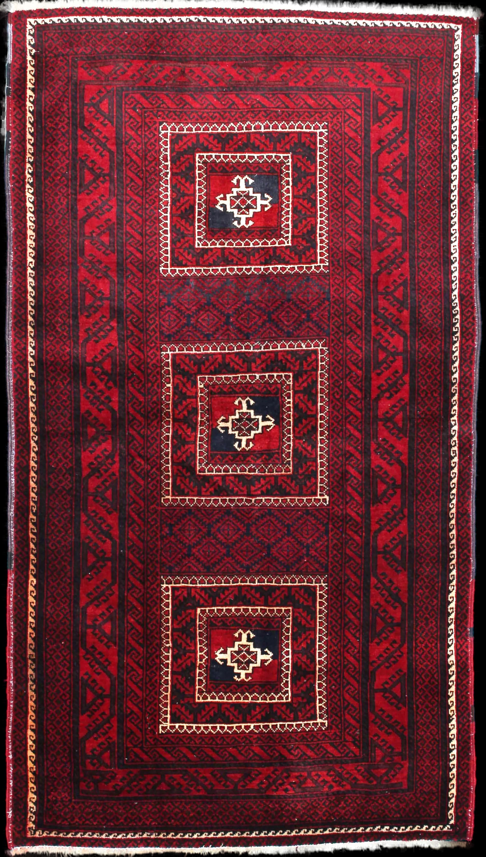 Handmade Perse rug in dimensions 198 centimeters length by 110 centimeters width with mainly Rouge colors