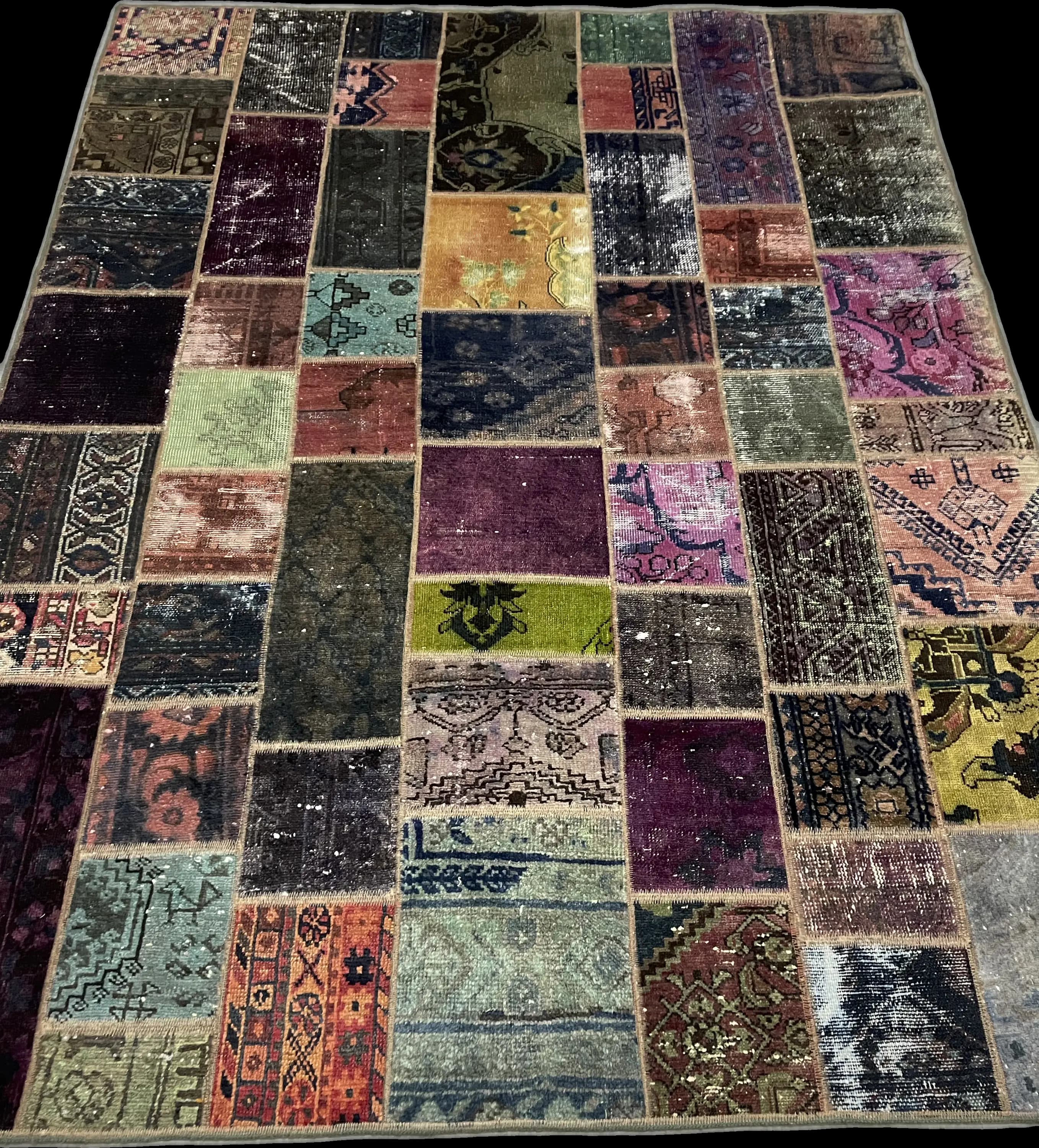 Perspective view of the rug