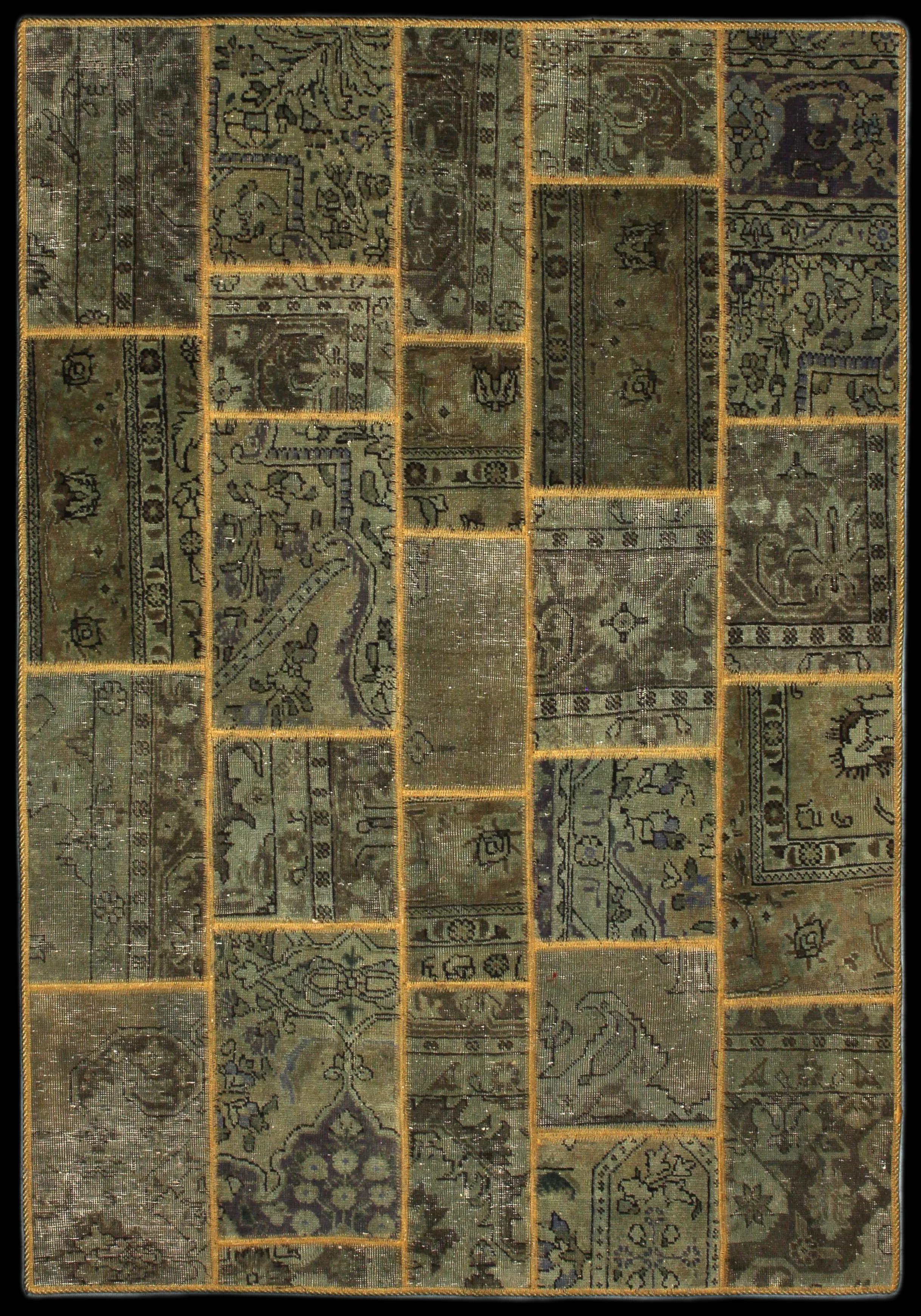 Complete view of the rug