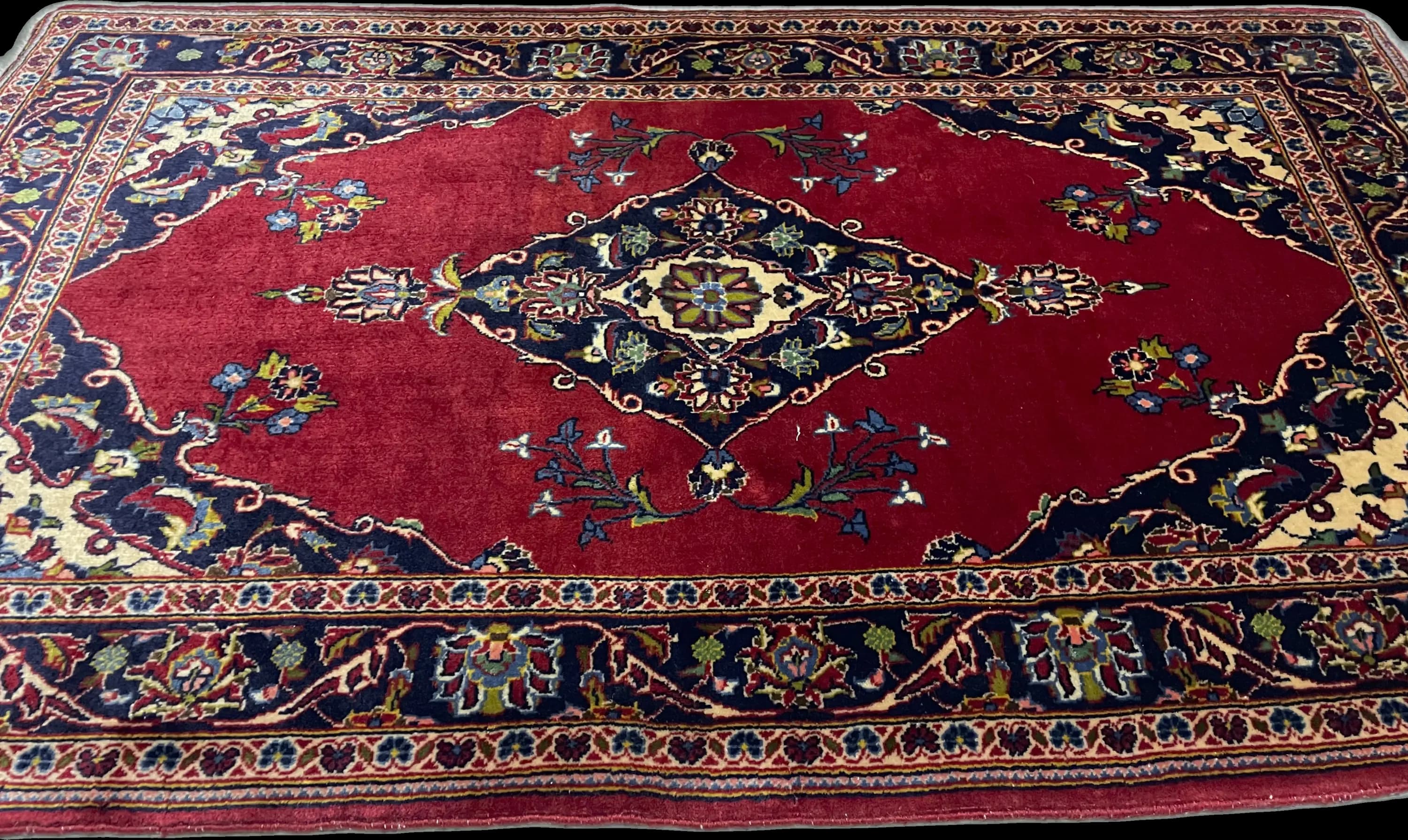 Perspective view of the rug