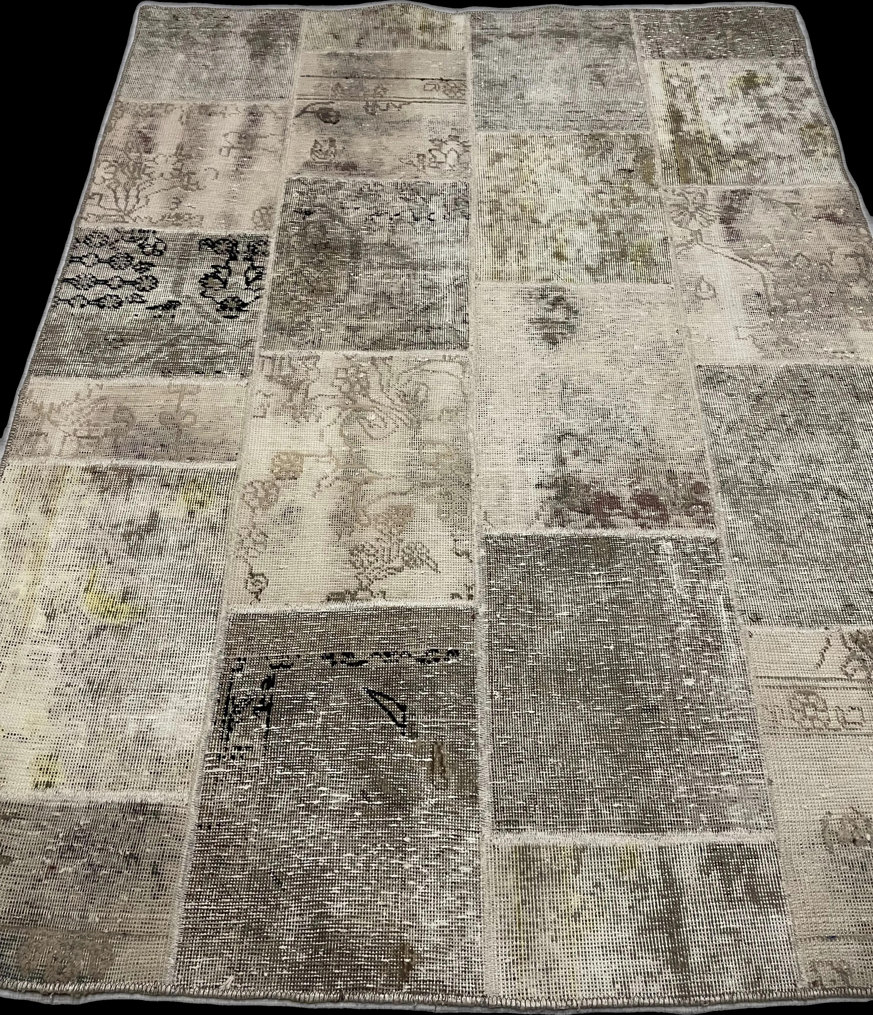 Perspective view of the rug