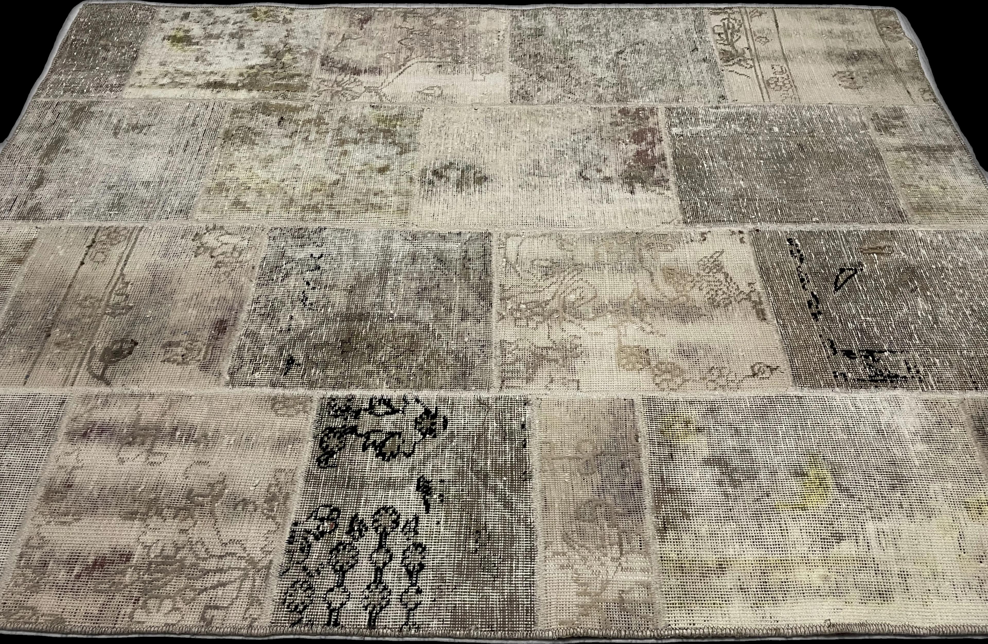 Perspective view of the rug