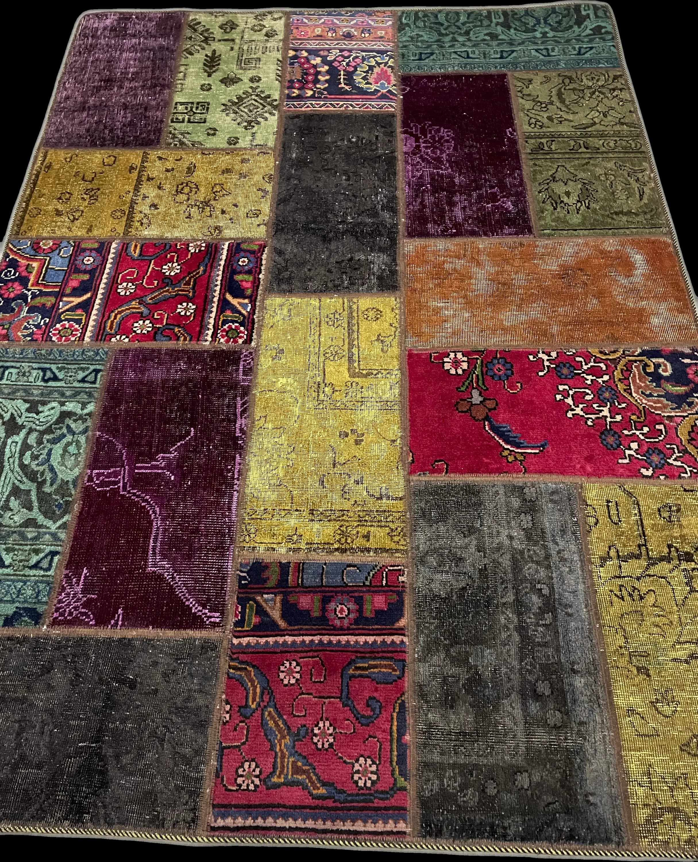 Perspective view of the rug