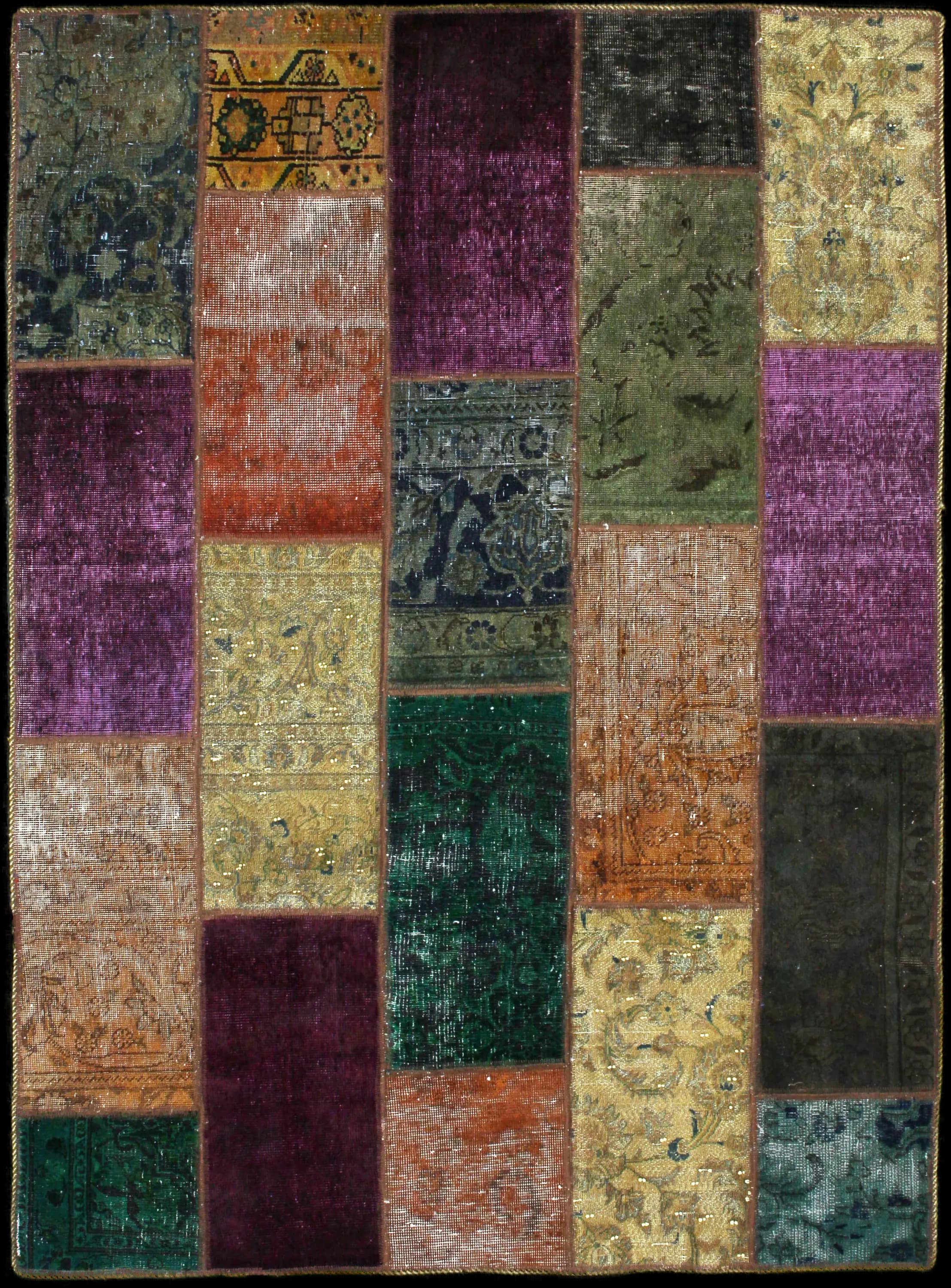 Complete view of the rug