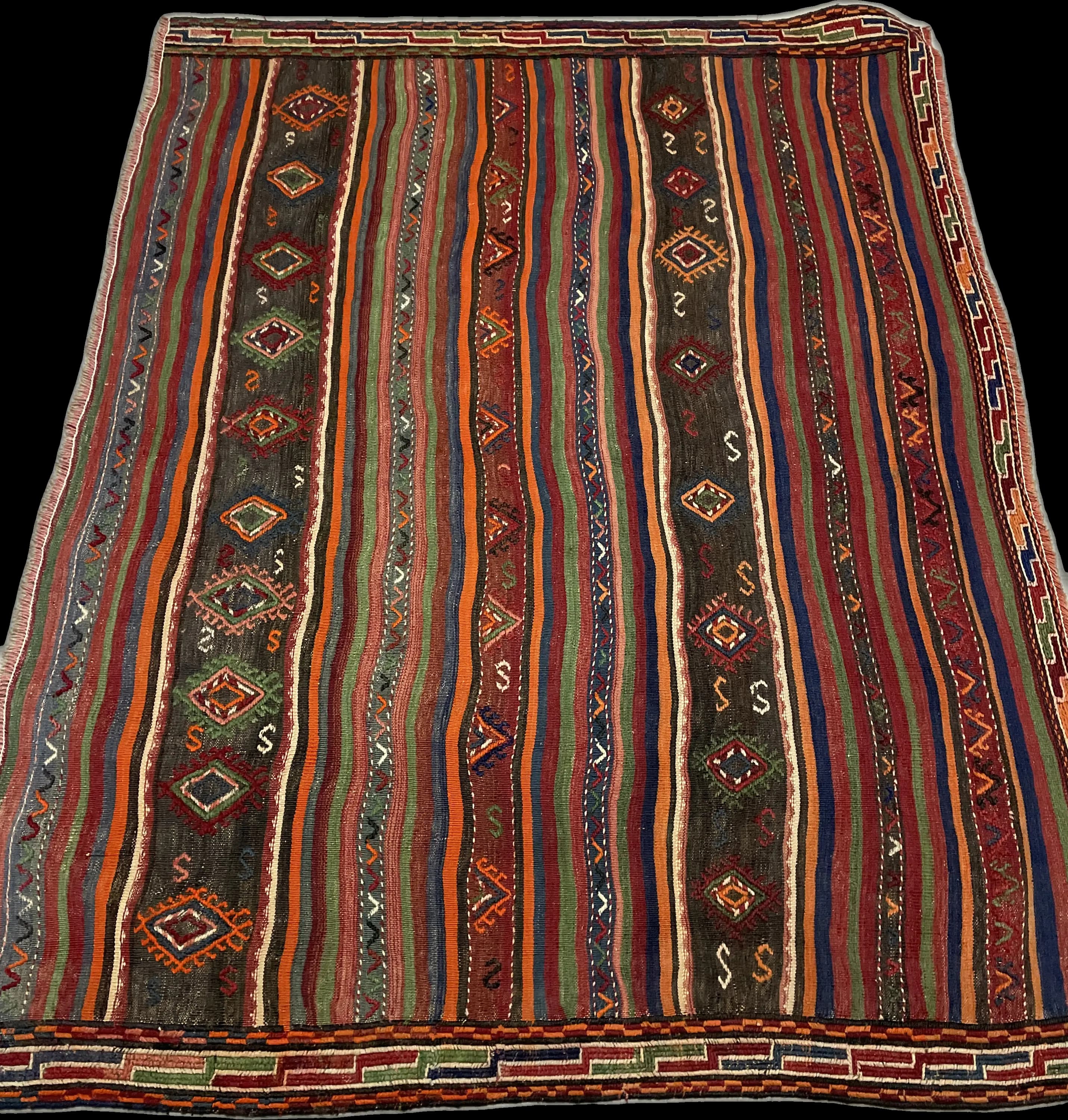 Perspective view of the rug