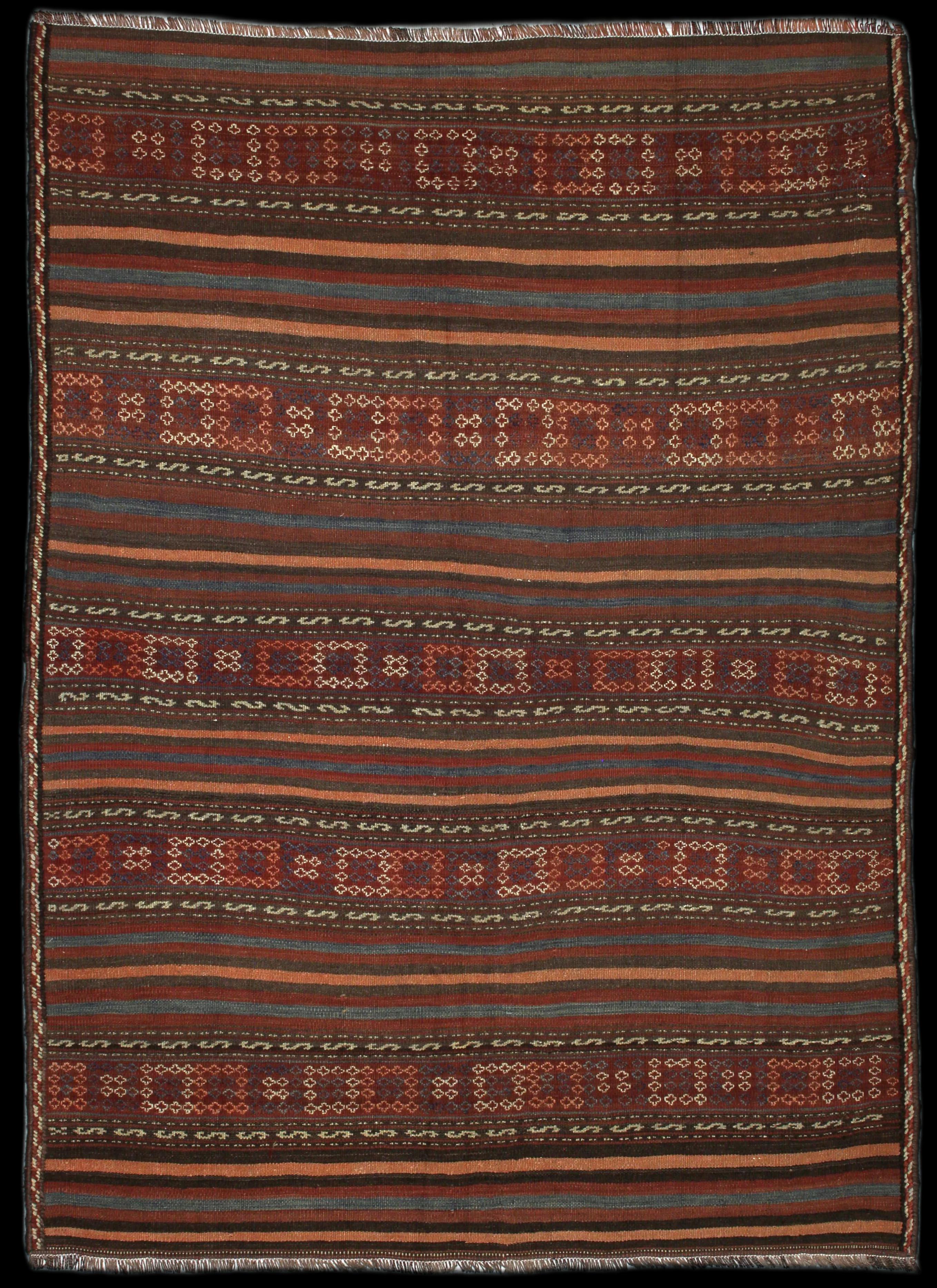 Complete view of the rug