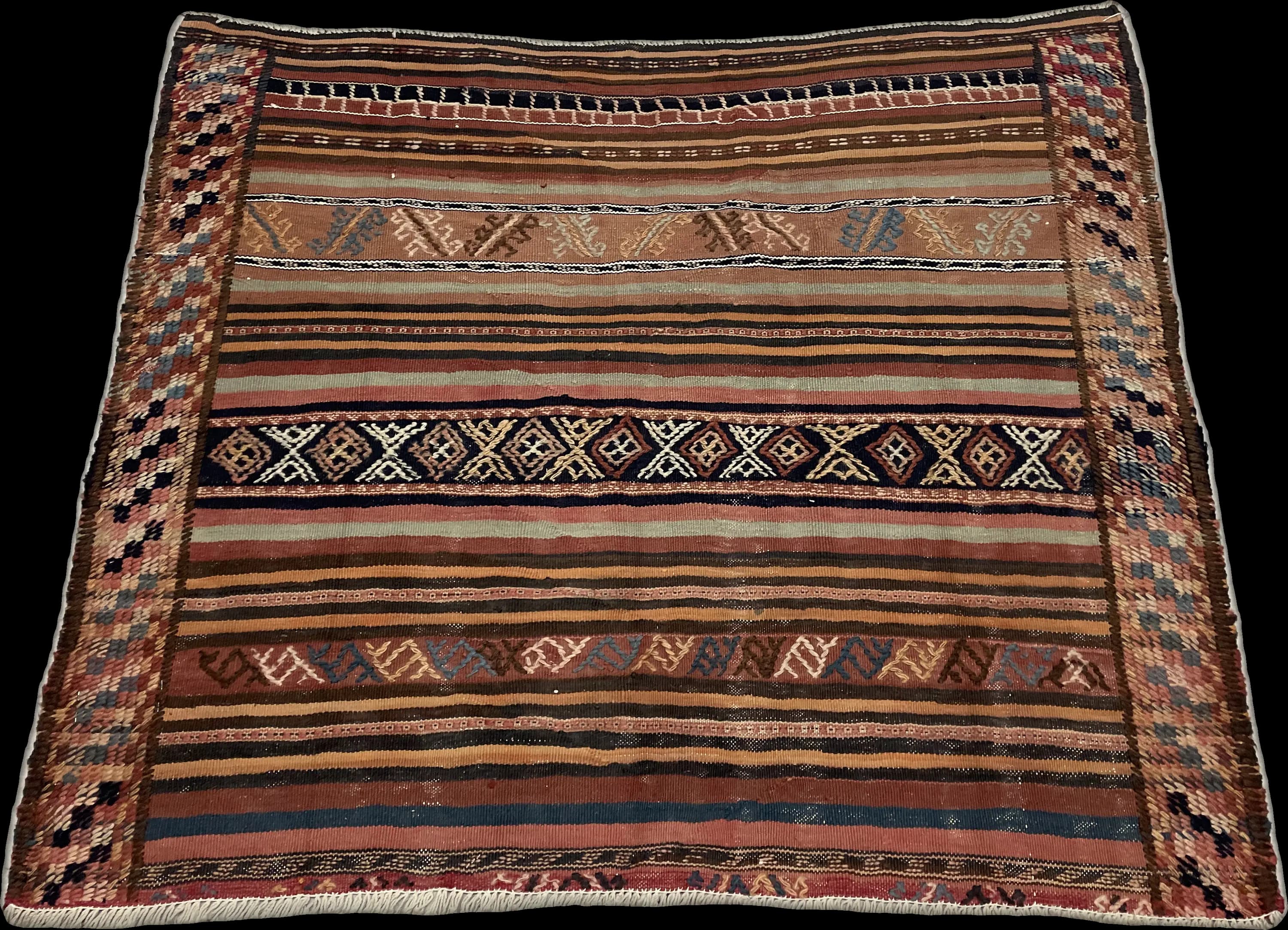 Perspective view of the rug