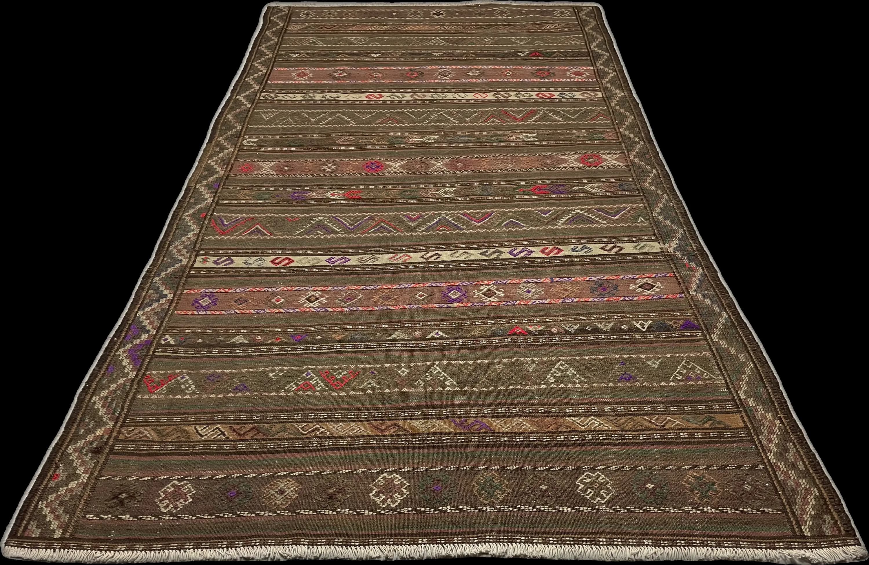 Perspective view of the rug