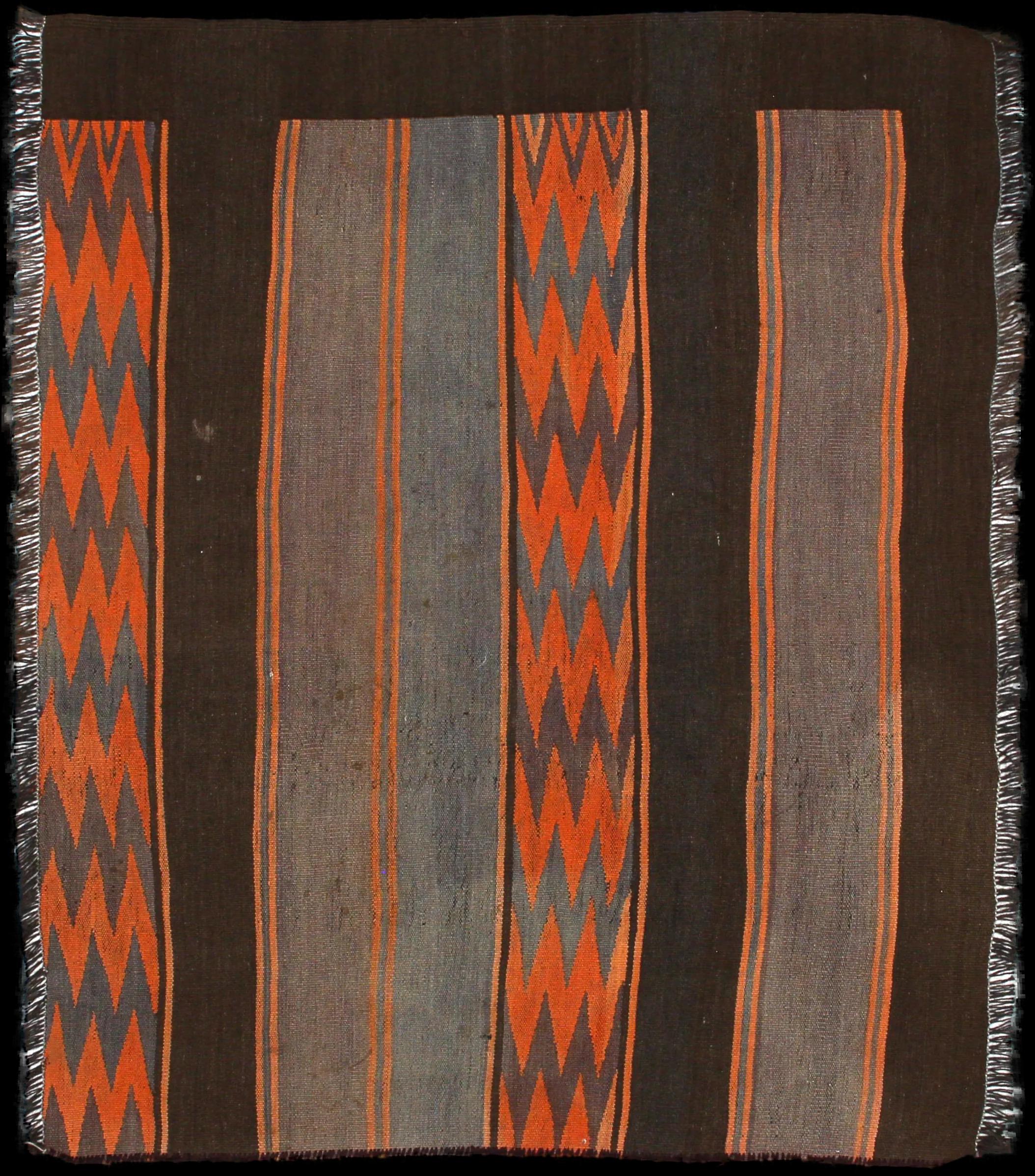 Complete view of the rug